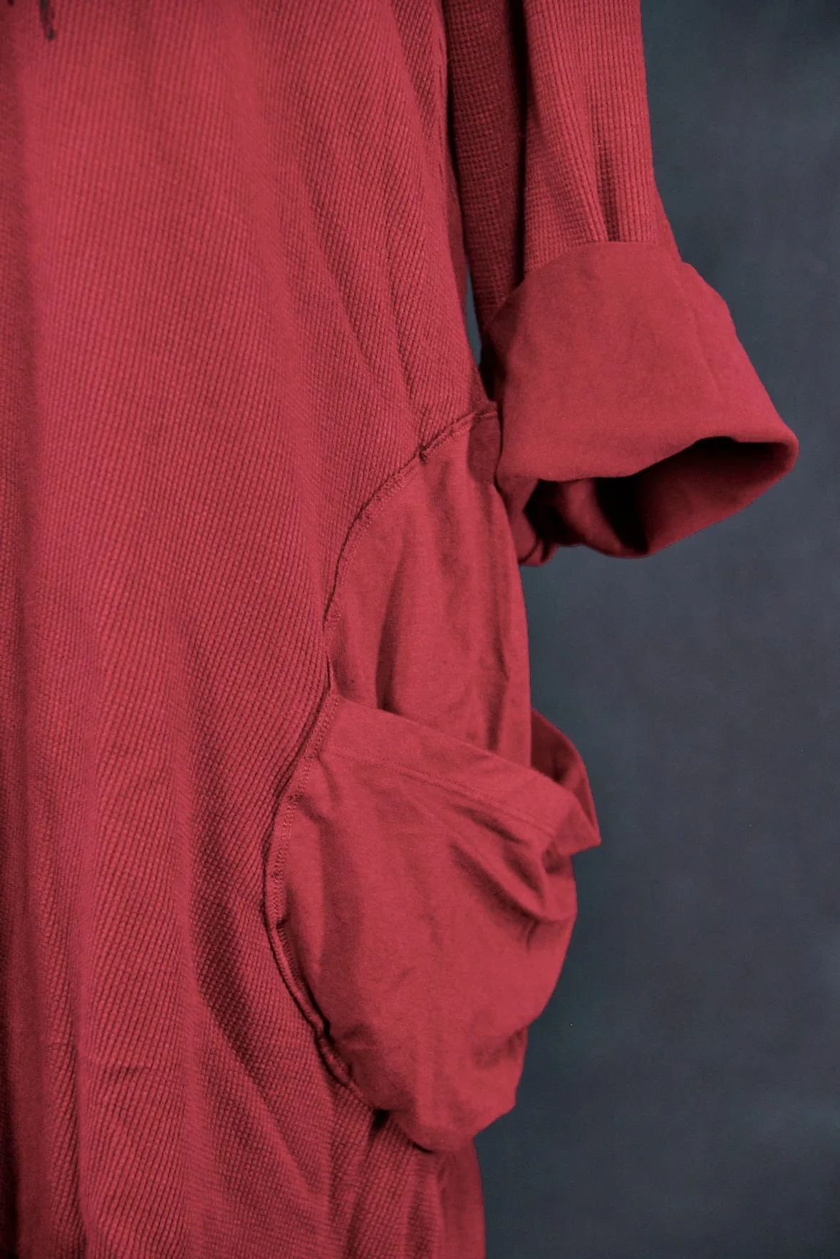 2233- Moonlit Hoodie Pullover Sangria-P