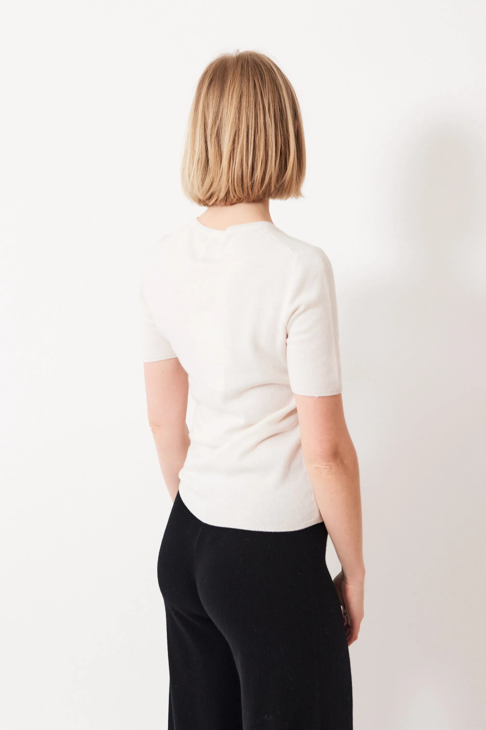 Allude Quarter Sleeve Cashmere Crew Sweater