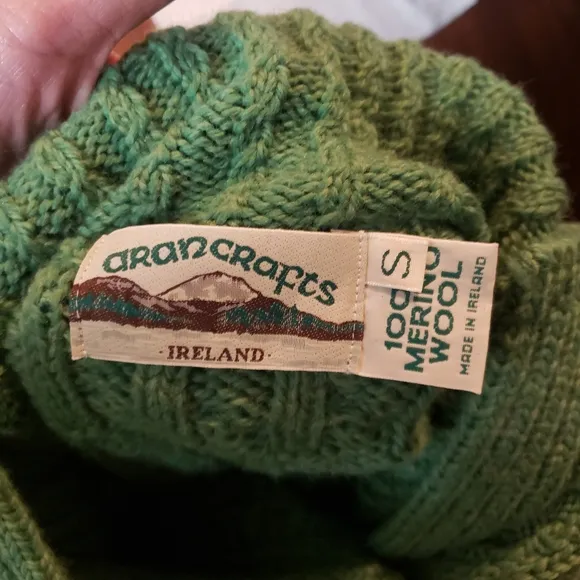 Aran Crafts Ireland green Merino wool chunky cable knit Cardigan one button S