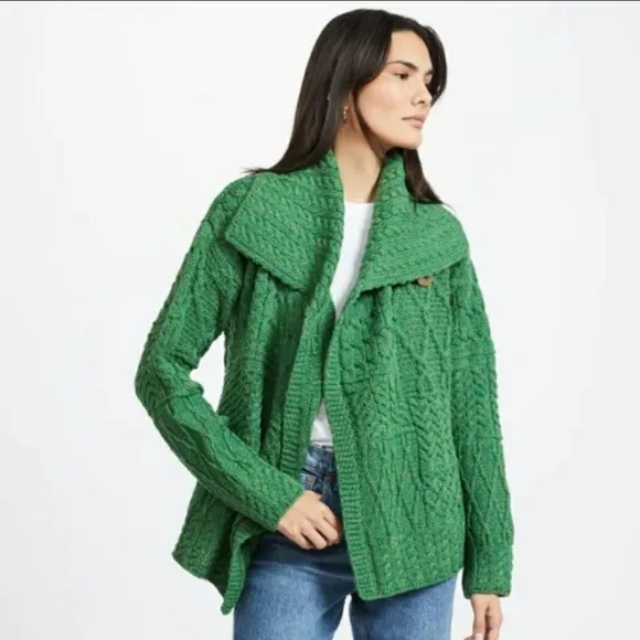 Aran Crafts Ireland green Merino wool chunky cable knit Cardigan one button S
