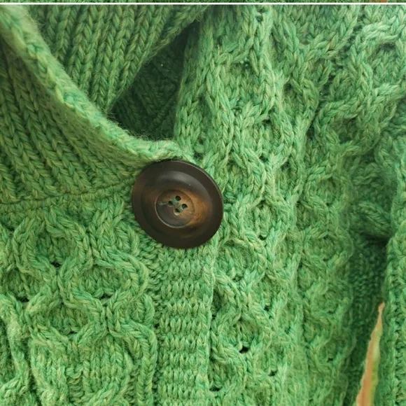 Aran Crafts Ireland green Merino wool chunky cable knit Cardigan one button S