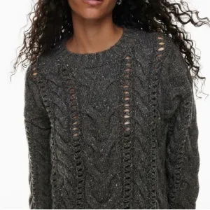 Aritzia Wilfred Bronco Wool Blend Chunky Cable Knit Sweater