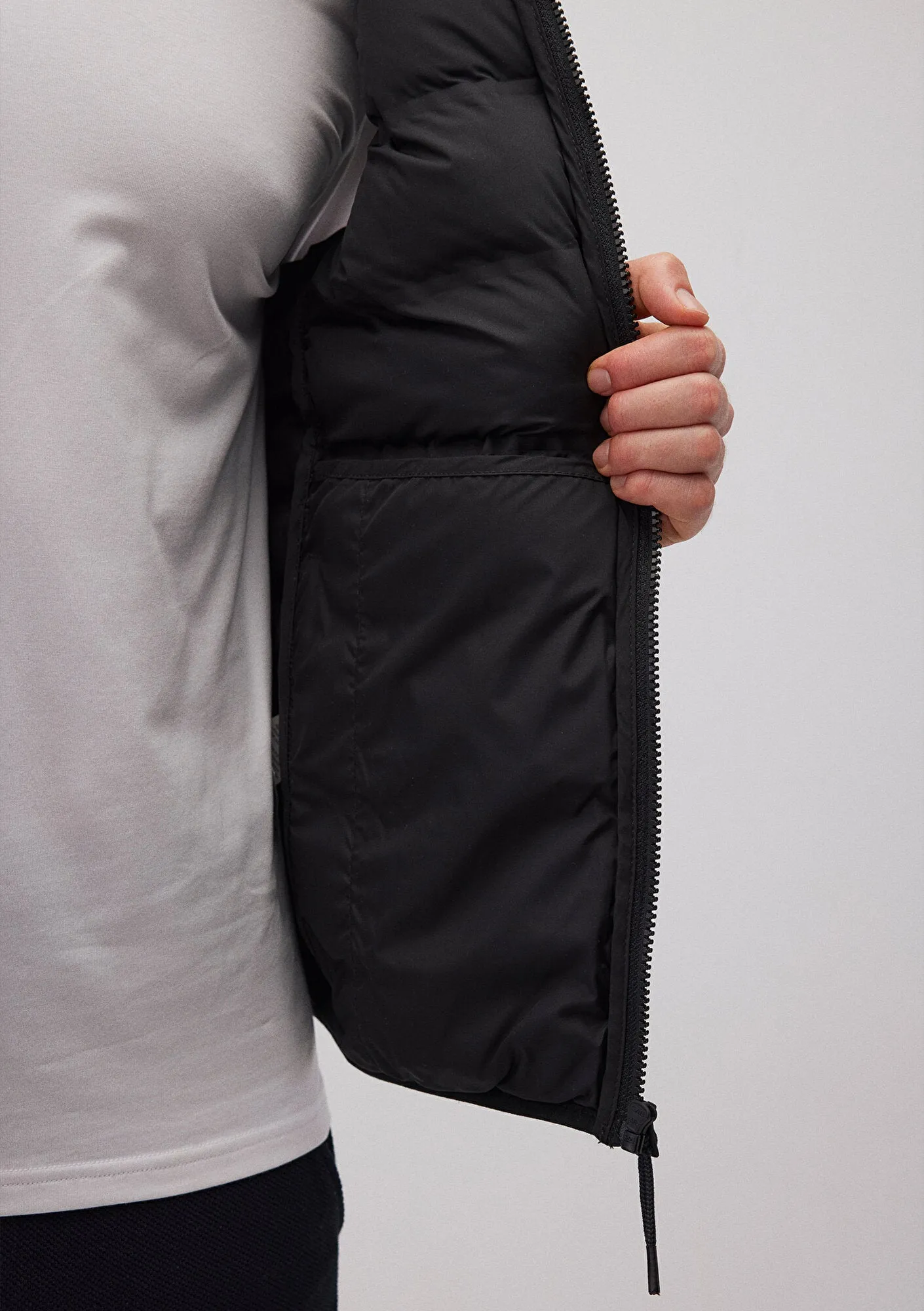 Black Puufer Vest