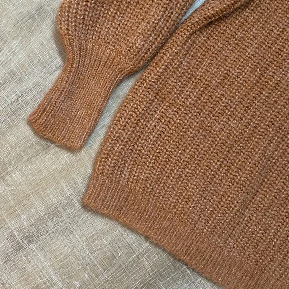 BODEN | Ribbed Fluffy High Neck Jumper Turtleneck Sweater Brown Tan Women’s 10