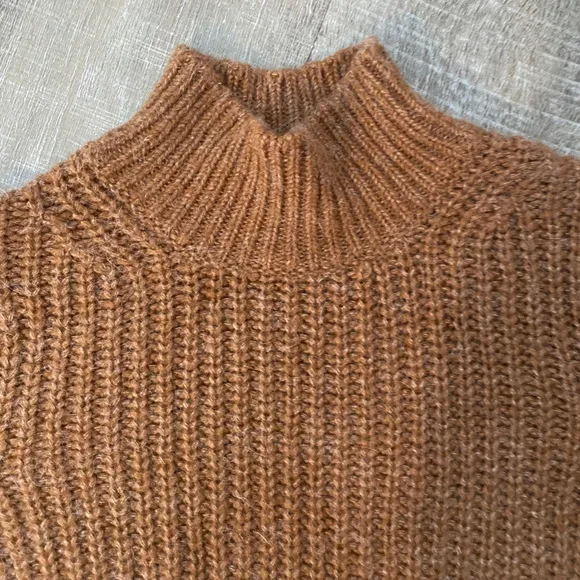 BODEN | Ribbed Fluffy High Neck Jumper Turtleneck Sweater Brown Tan Women’s 10