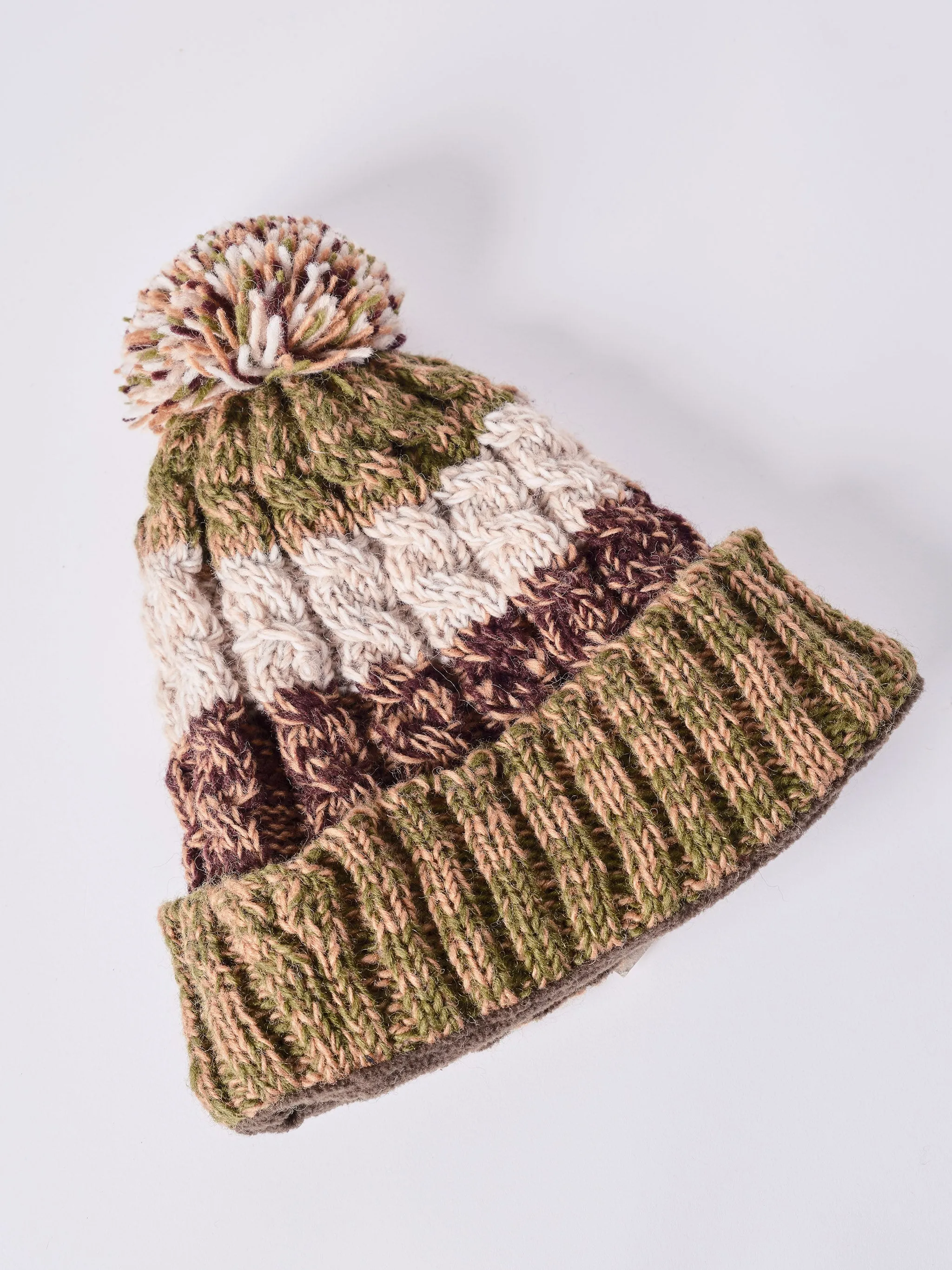 Cable Knit Pom Pom Beanie.