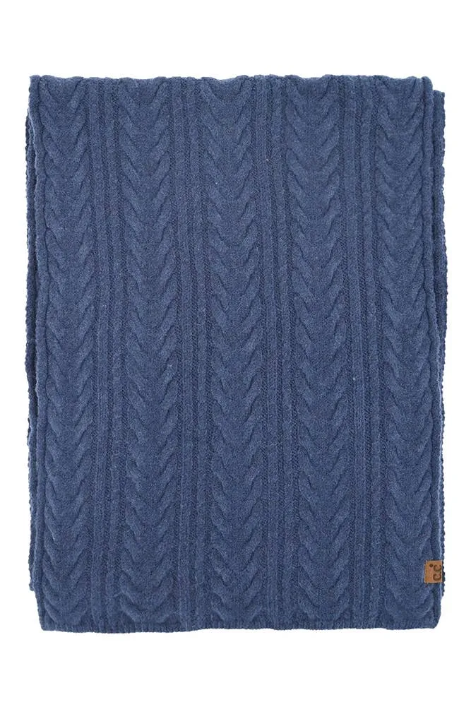 C.C Cable Winter Scarf: Black