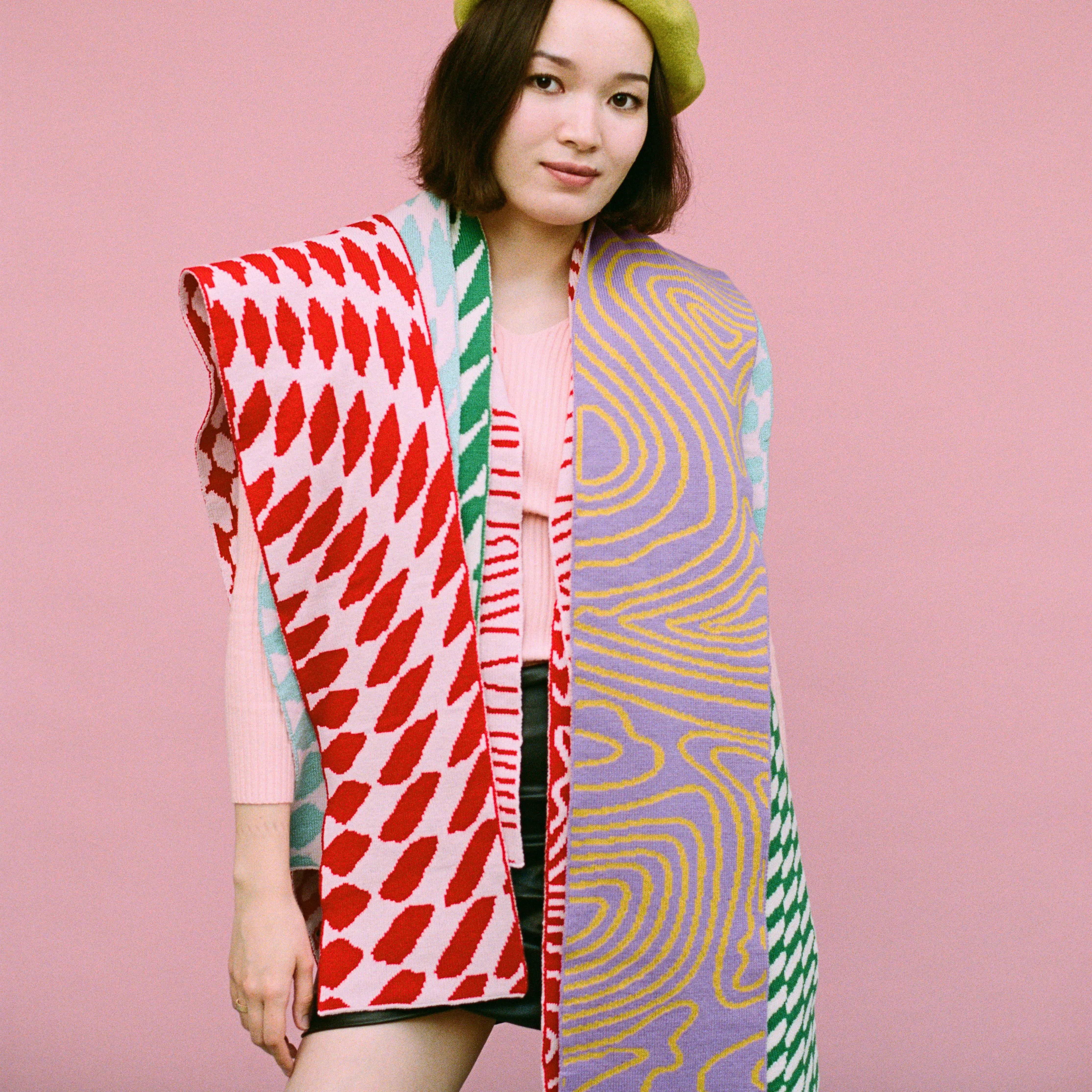 Checkered Wool and Cashmere Scarf in Blush Pink and Red