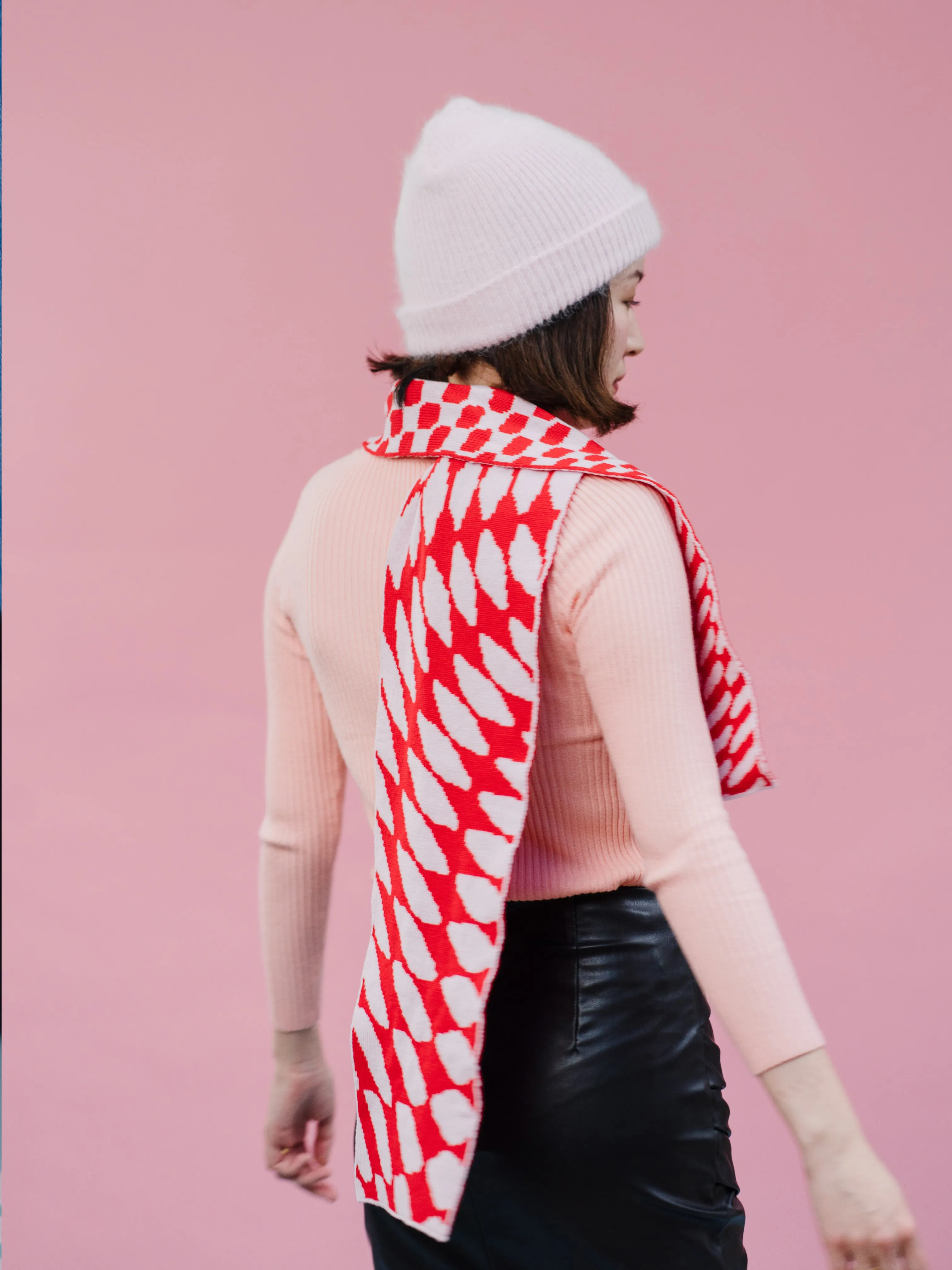 Checkered Wool and Cashmere Scarf in Blush Pink and Red