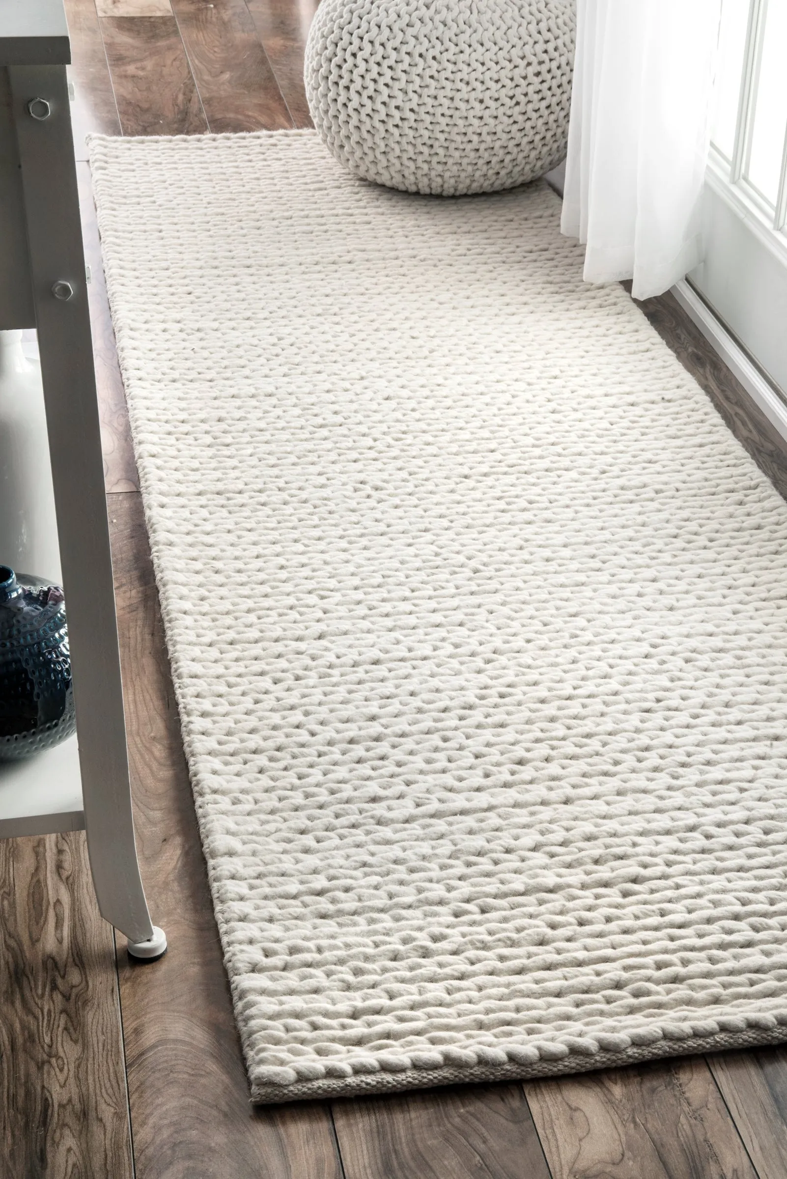 CHUNKY CABLE HANDWOVEN GREY