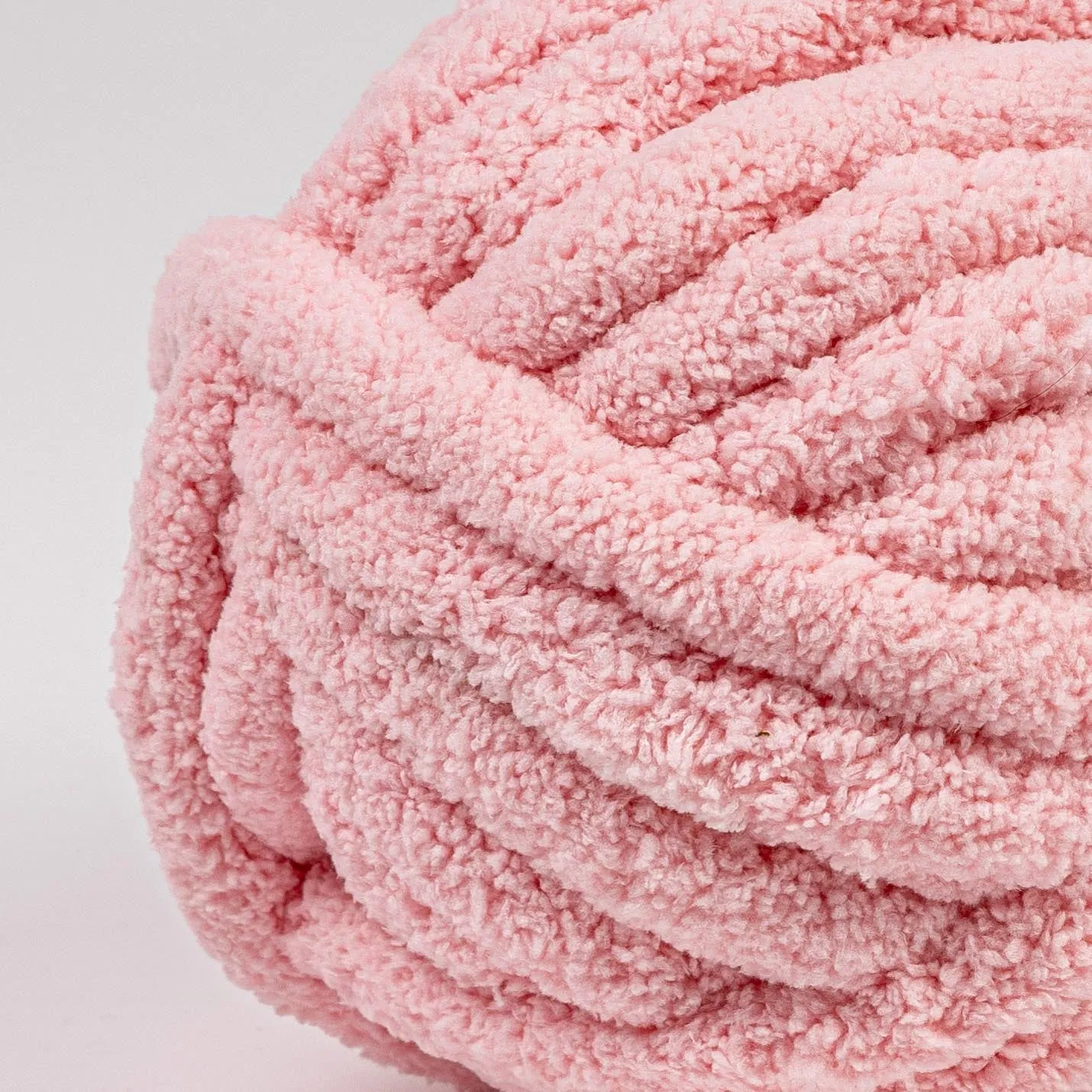 Chunky Chenille 10.5 oz