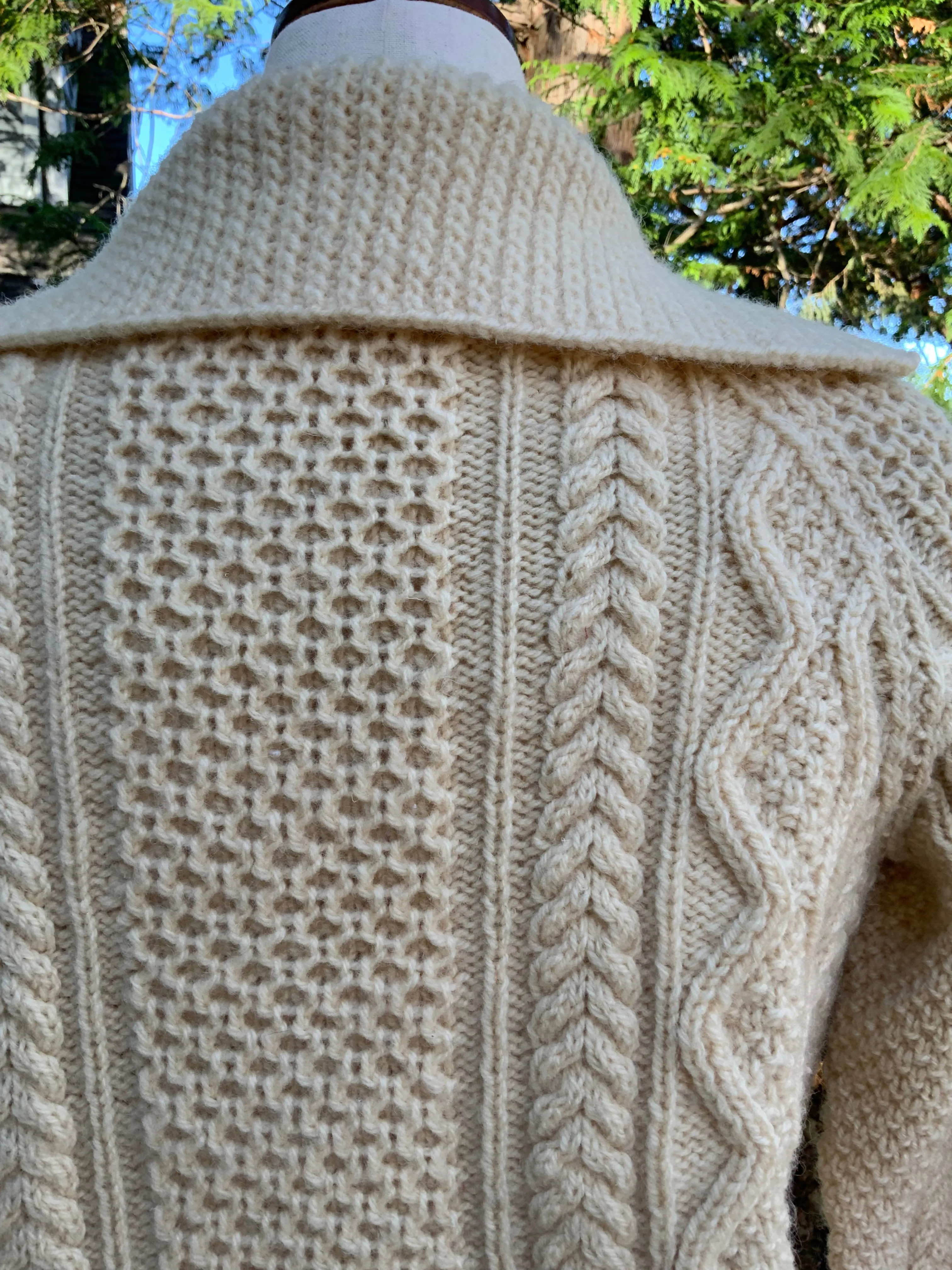Chunky Knit Pure Irish Wool Cardigan - 70s - 70G