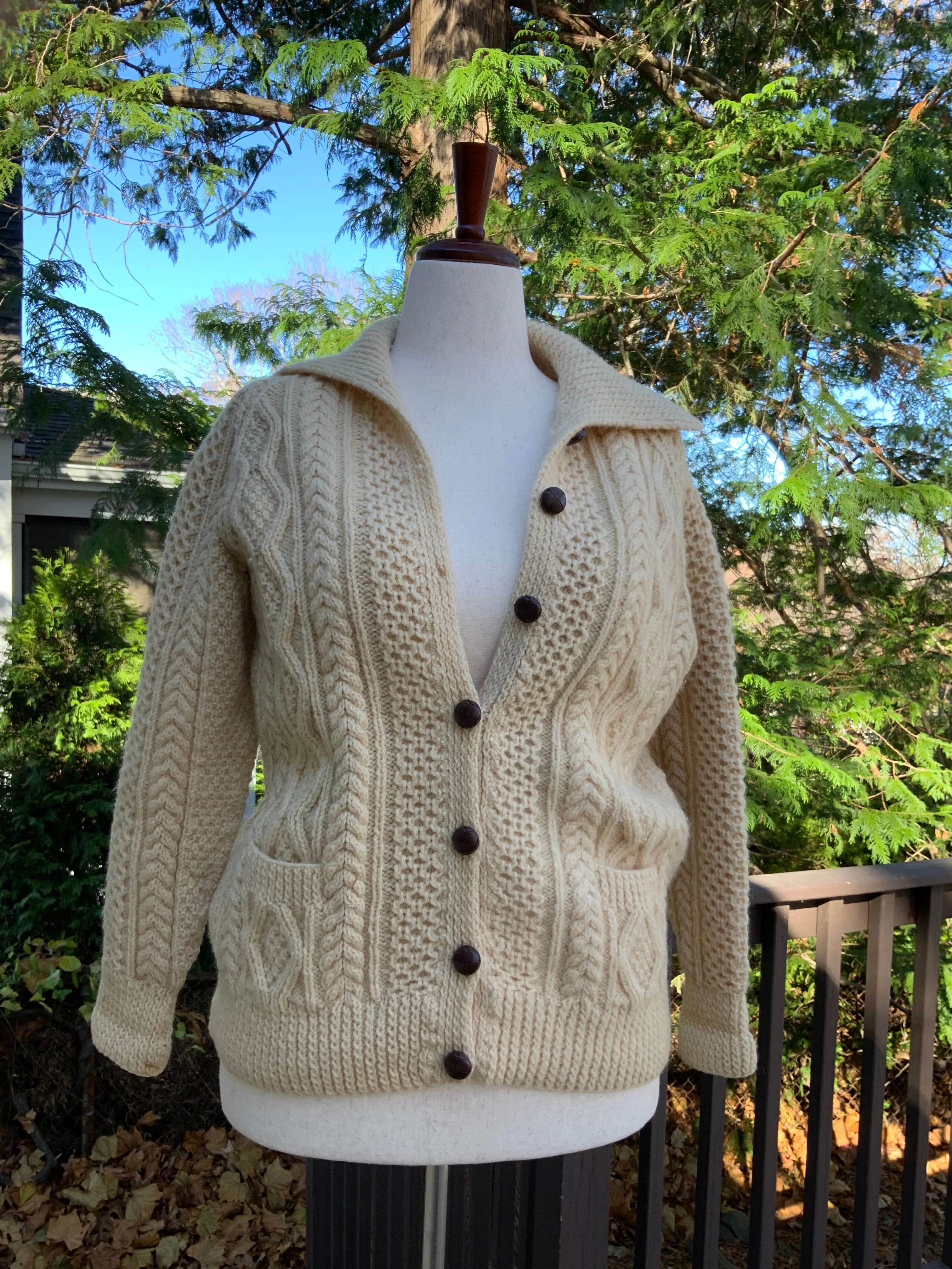 Chunky Knit Pure Irish Wool Cardigan - 70s - 70G