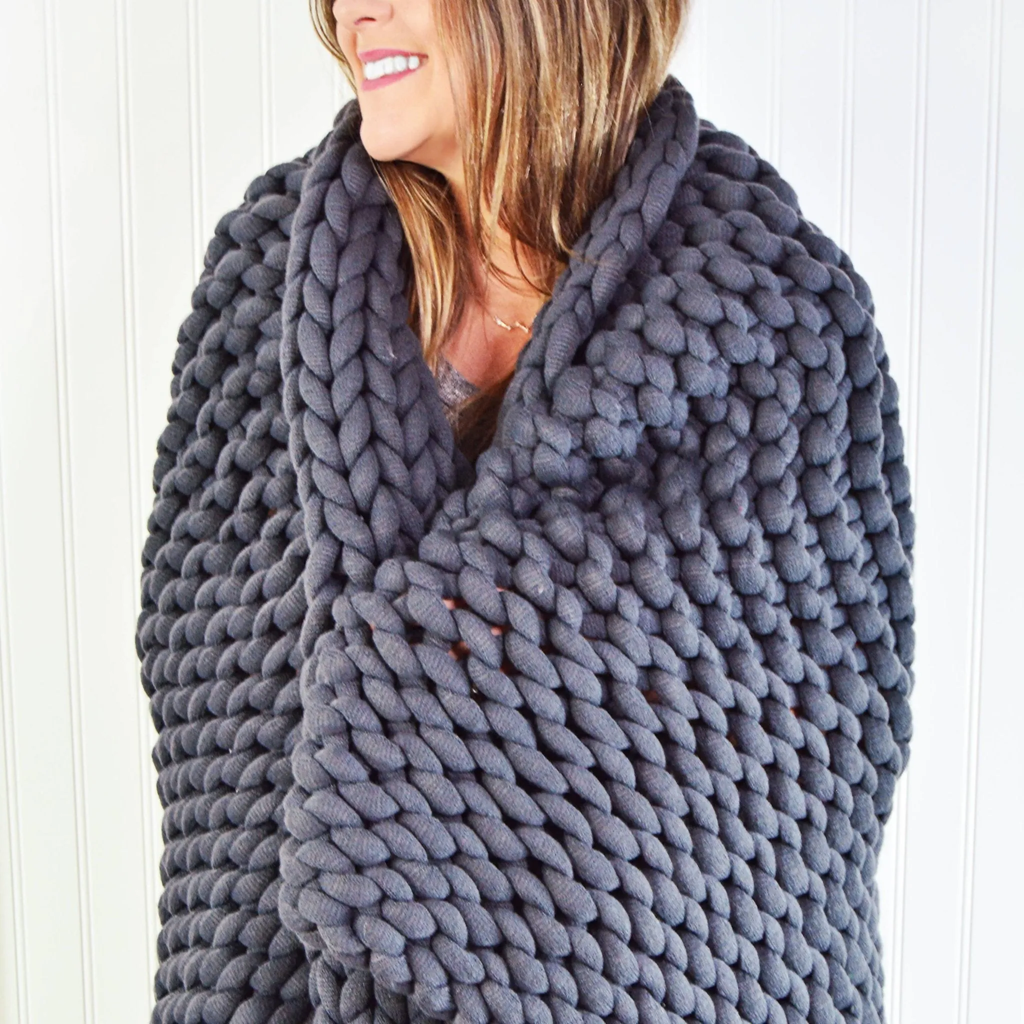 Chunky Knit Throw in Camel