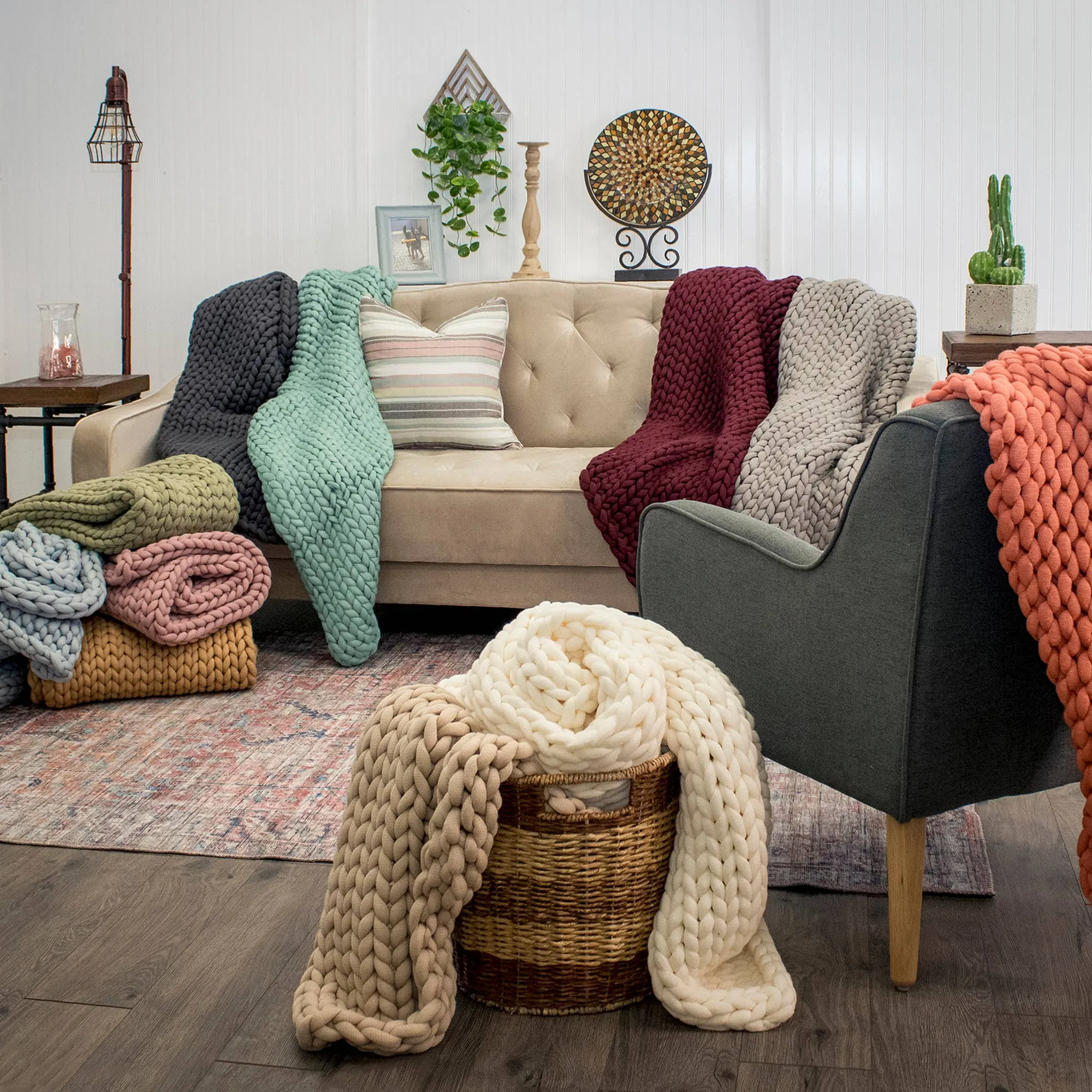 Chunky Knit Throw in Rust