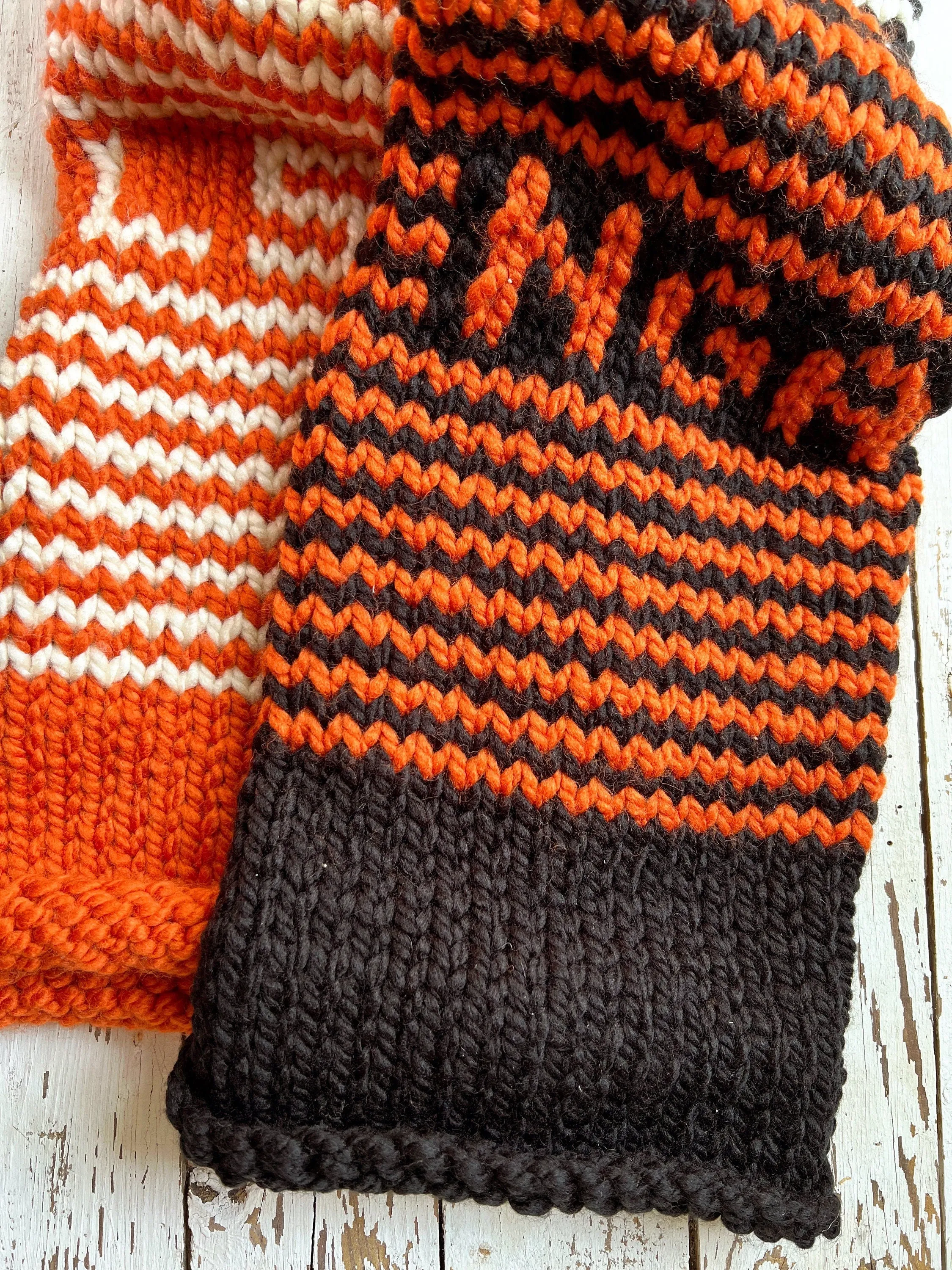Cincinnati  Football Club Scarf,  Knitted Scarf, Knit Scarf Women, Handmade Gift For Her, Long Chunky Warm Scarf, Neck Warmer