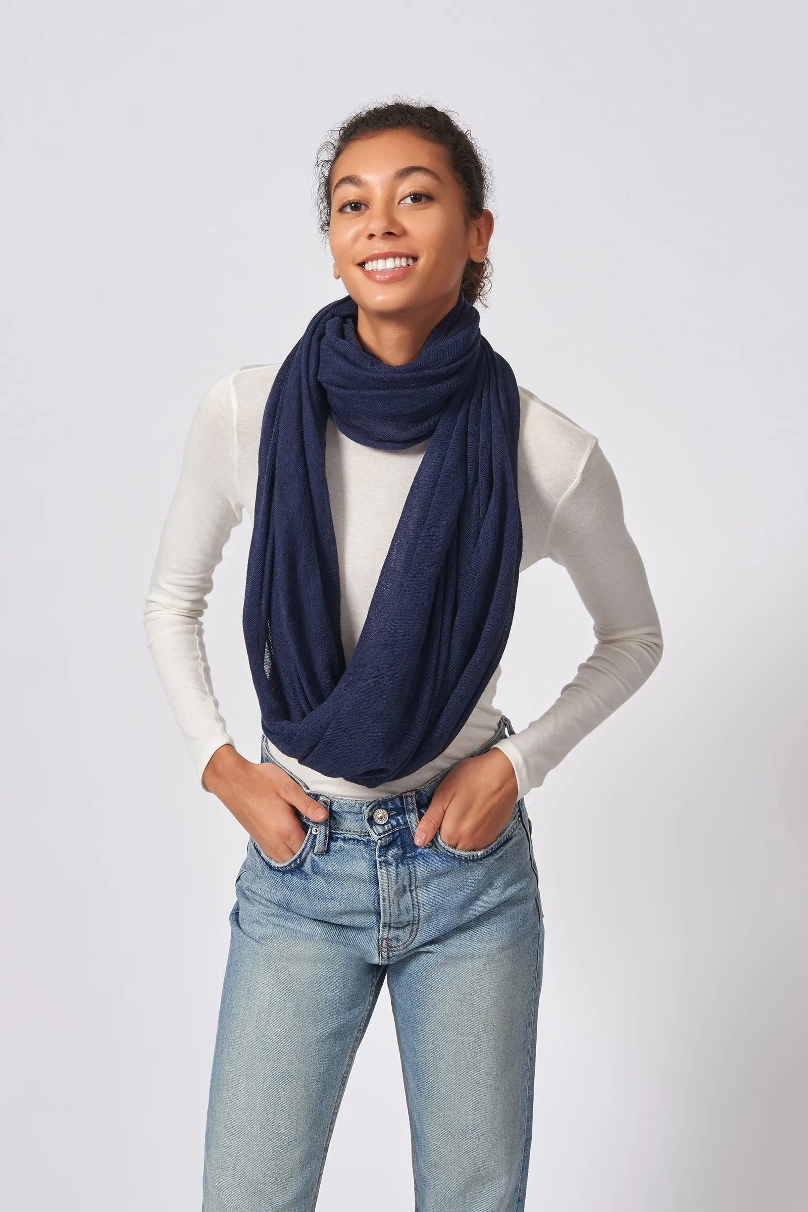 Circle Scarf - Navy