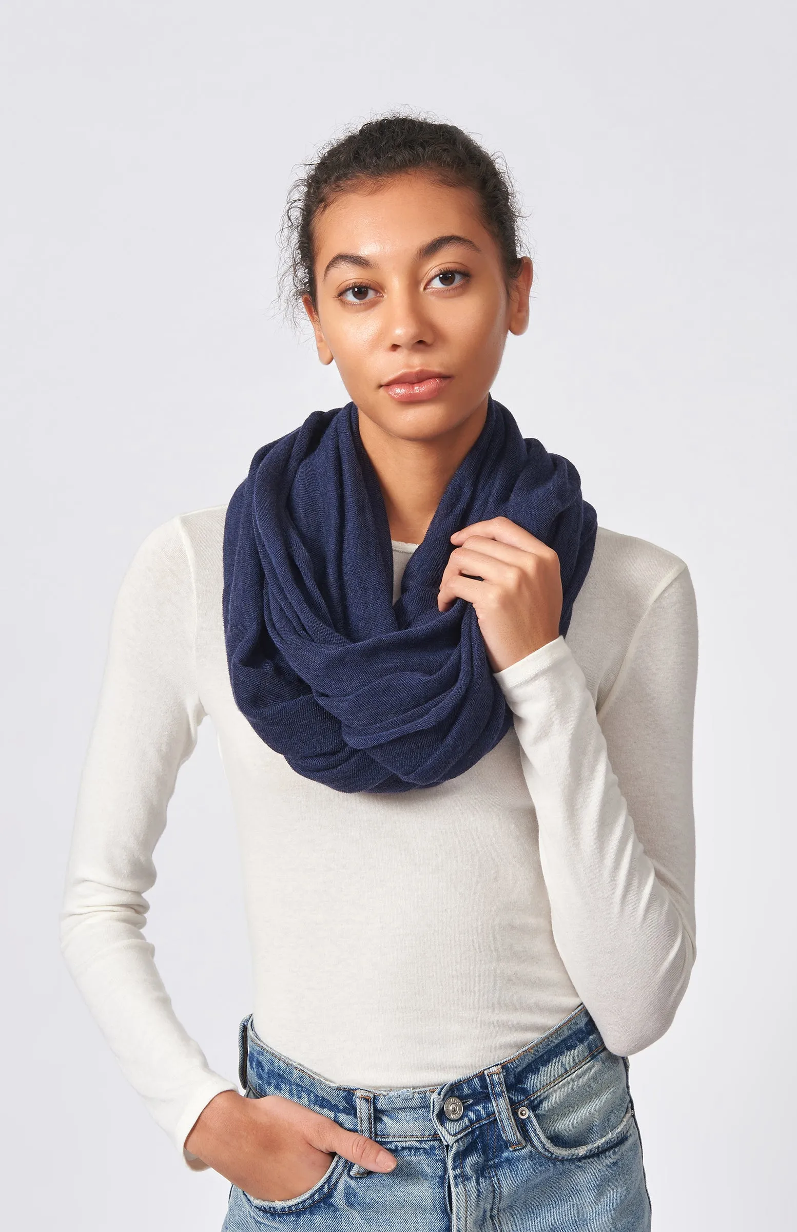 Circle Scarf - Navy