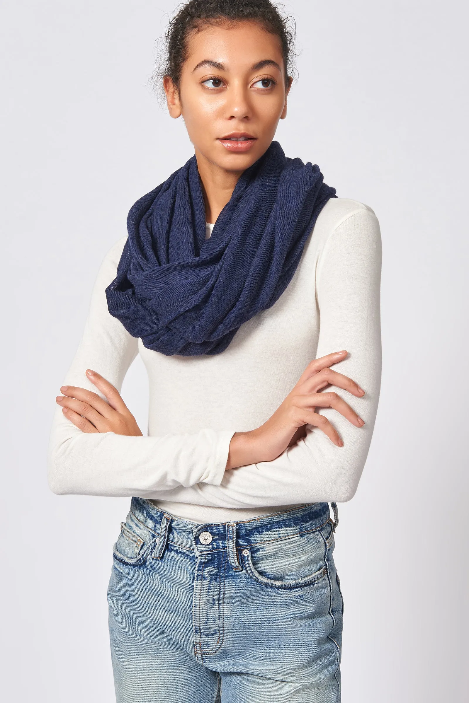 Circle Scarf - Navy