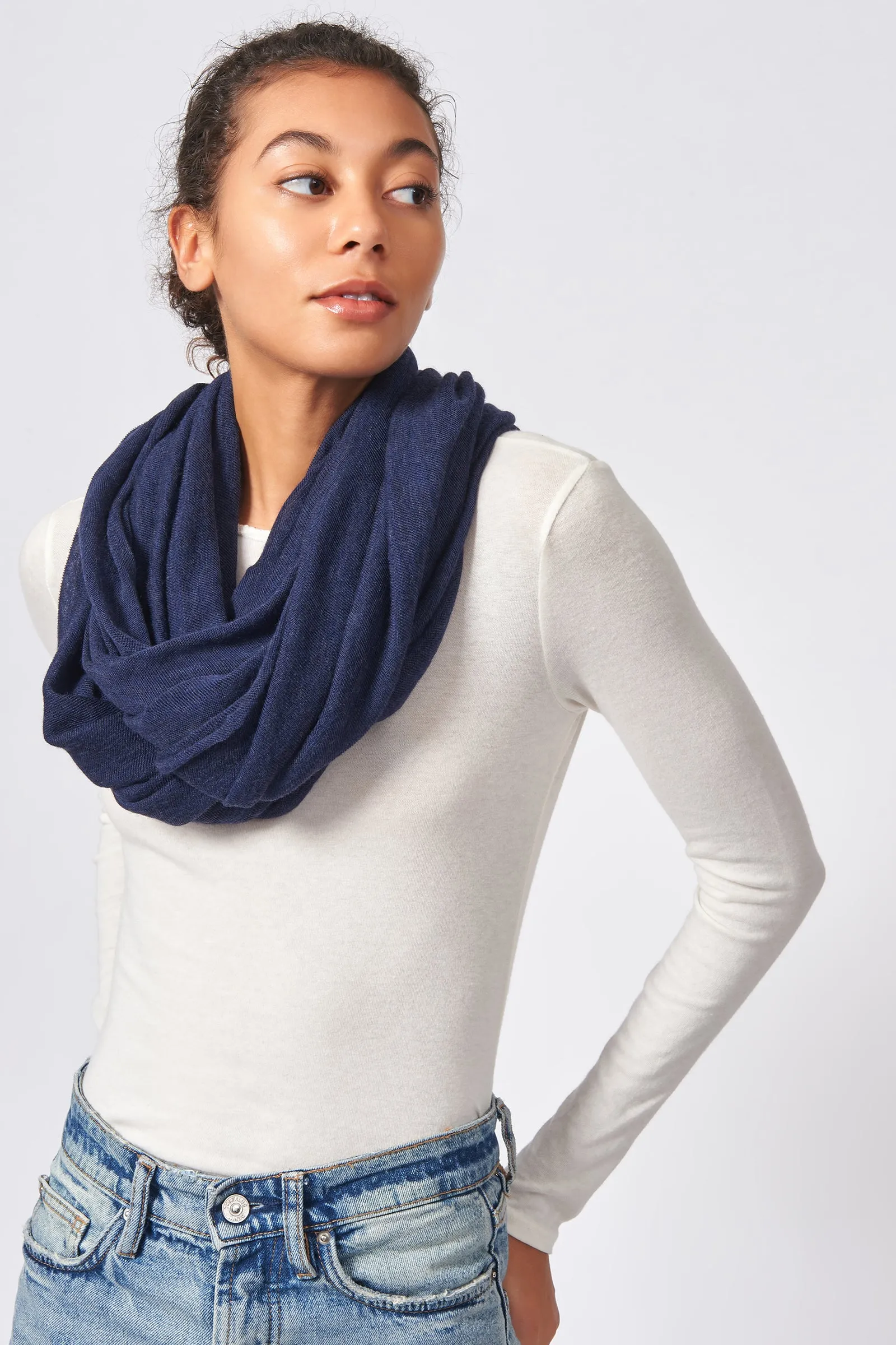 Circle Scarf - Navy