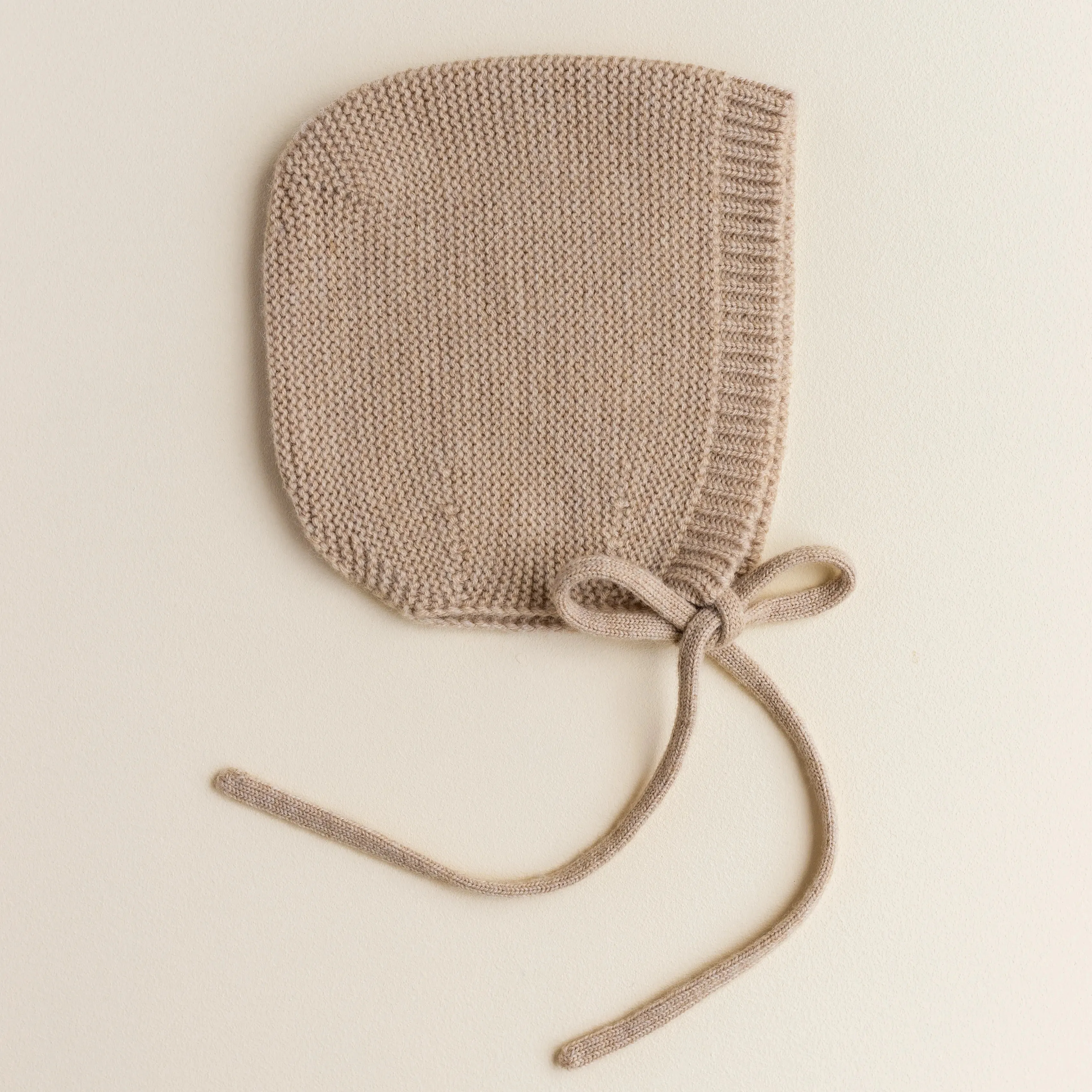 Dolly Merino Wool Baby Bonnet (Sand)