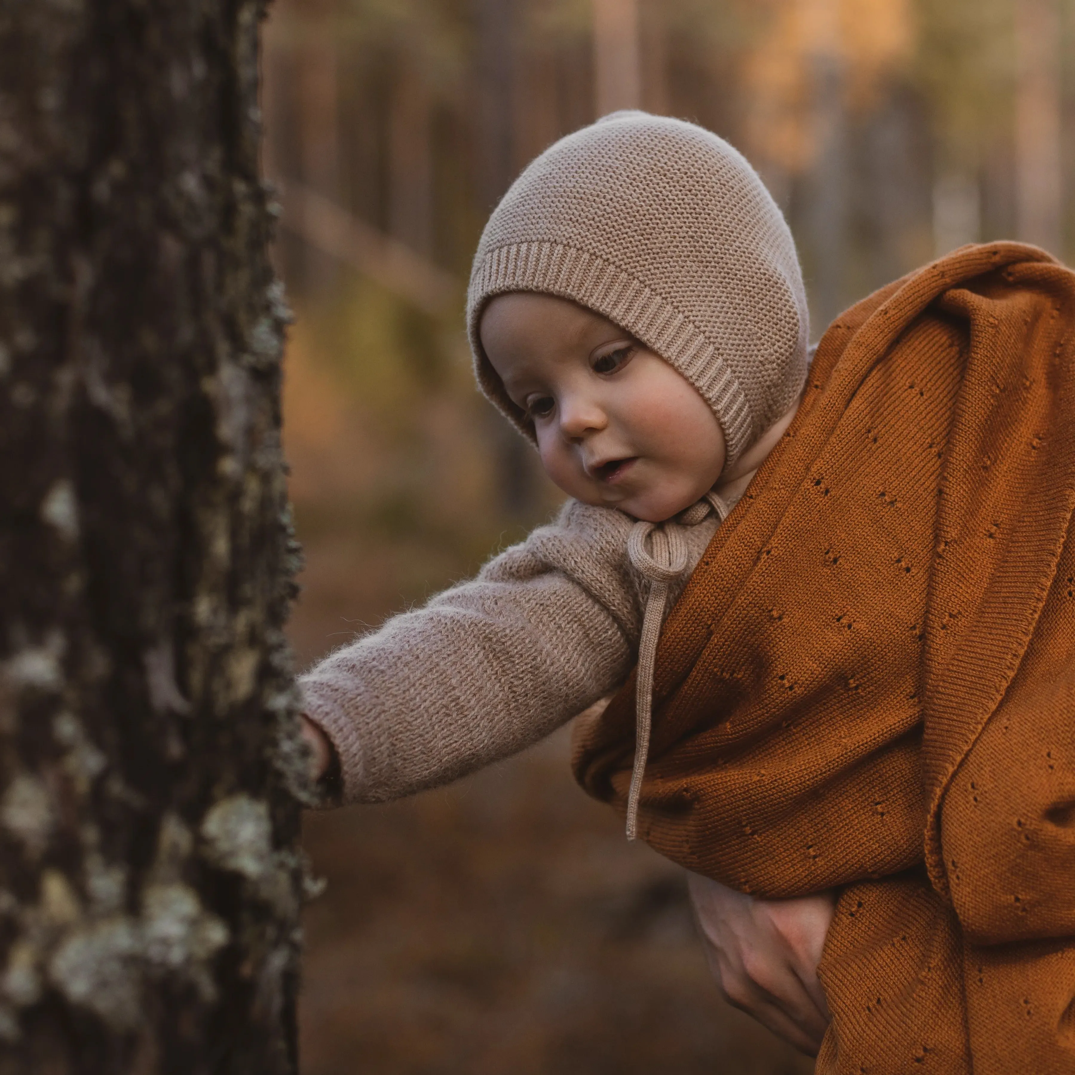 Dolly Merino Wool Baby Bonnet (Sand)
