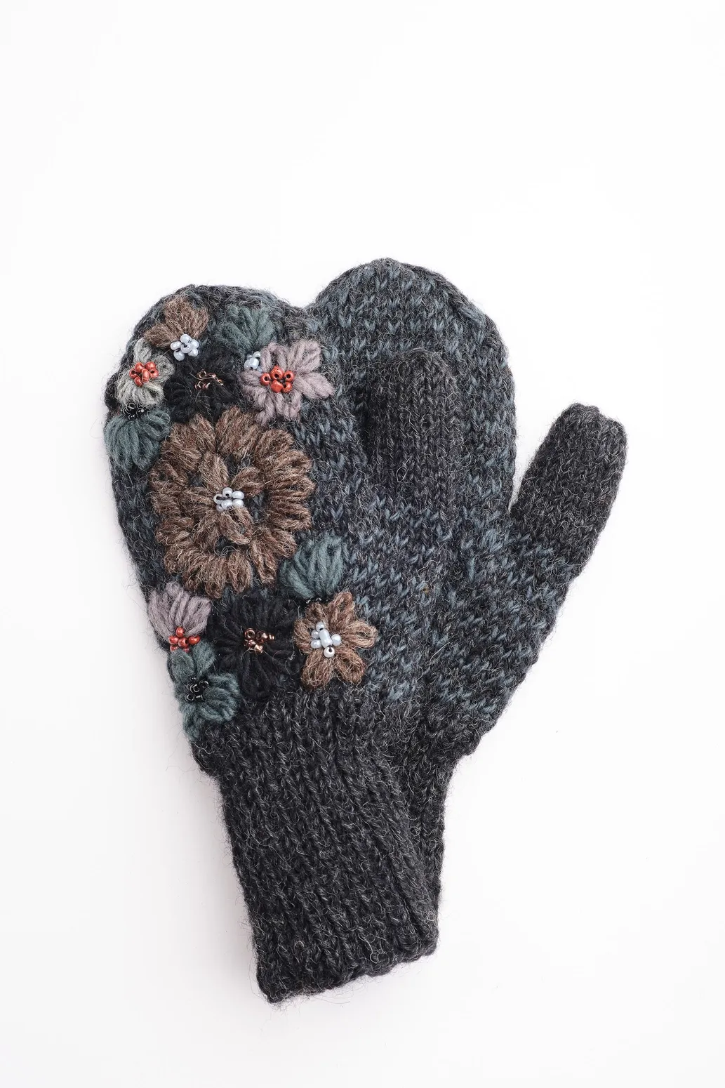 Embroidery Wool Beaded Floral Mitten