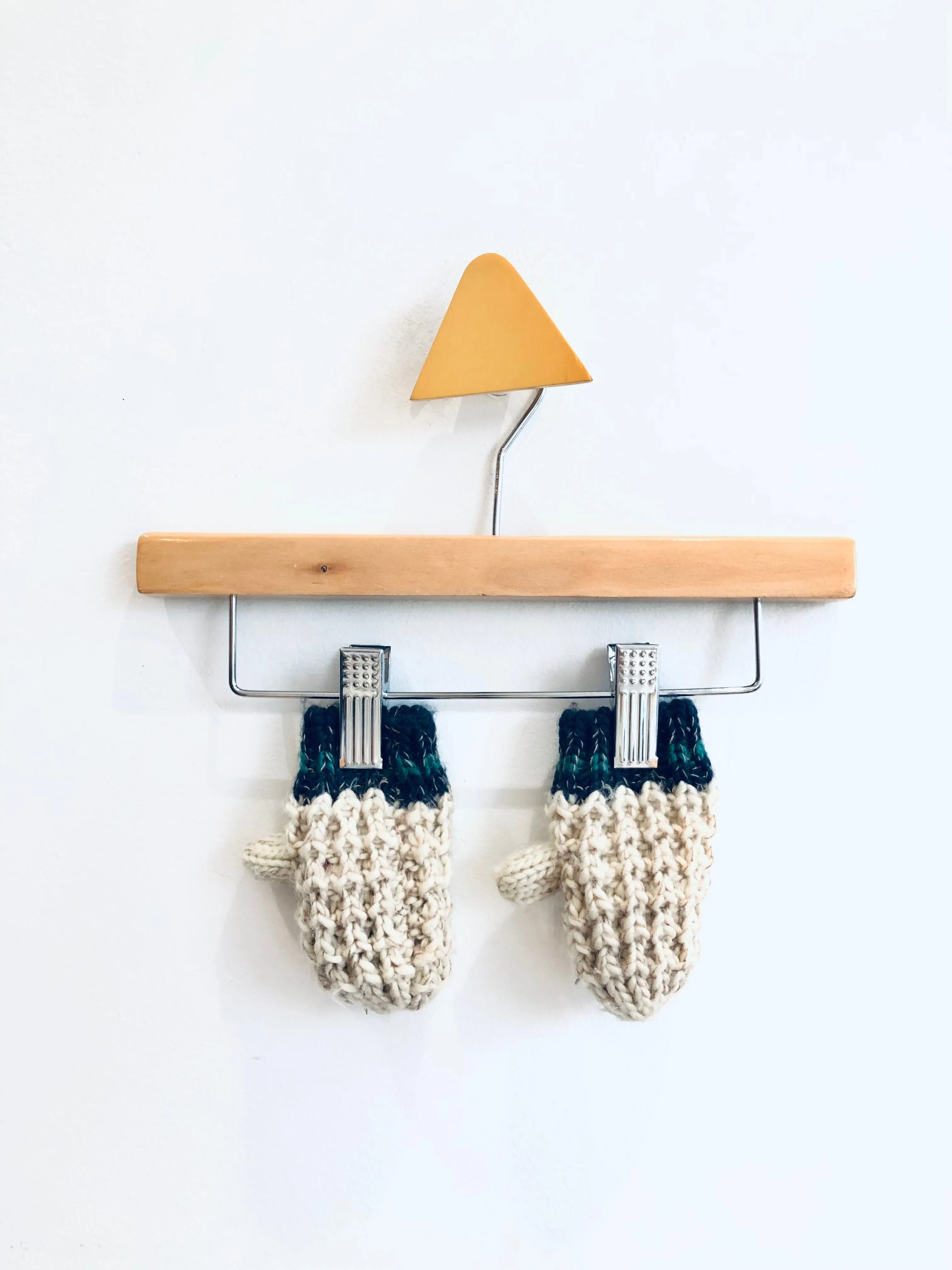Fleece Lined Mittens // 6-12M