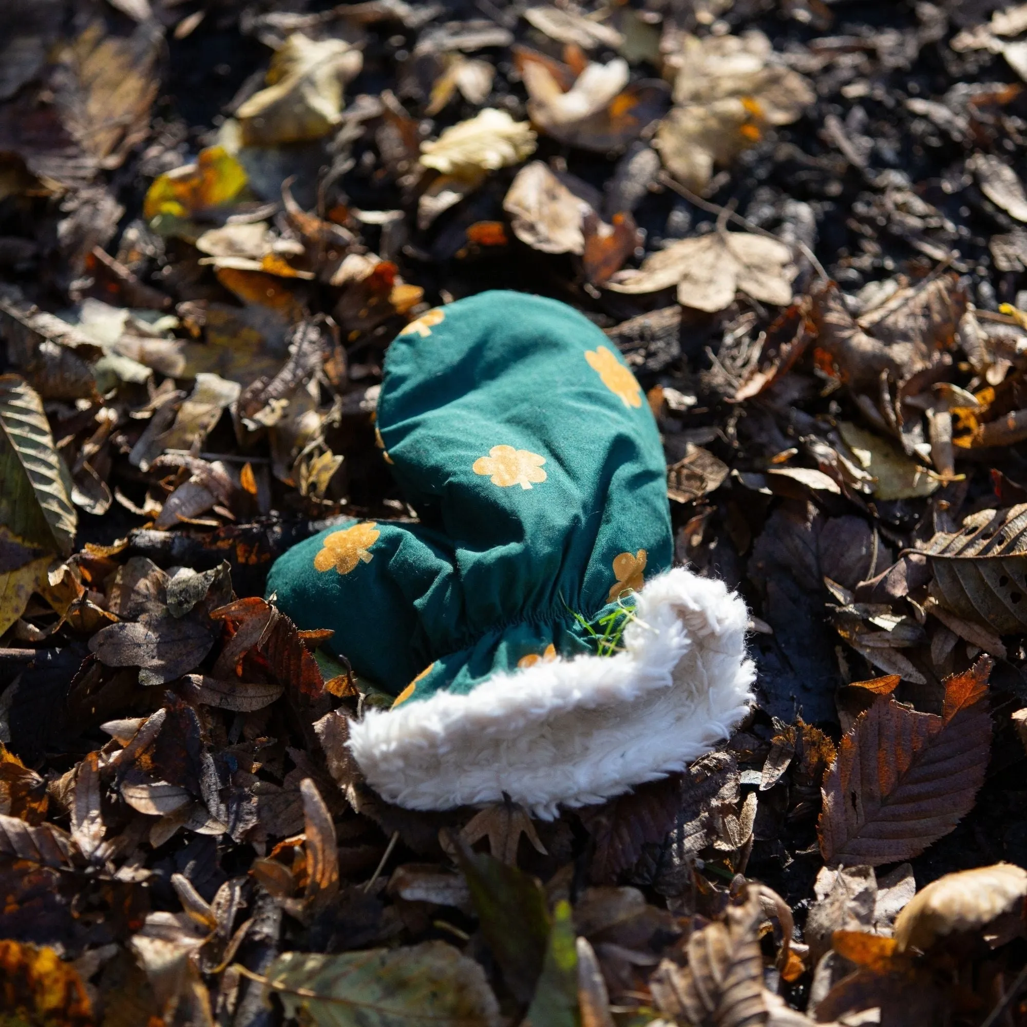 Golden Leaves Sherpa Lined Mittens