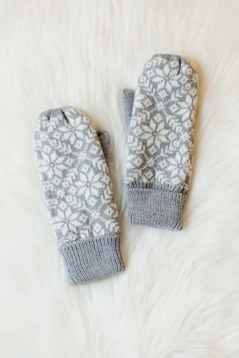Gray & White Snowflake Mittens