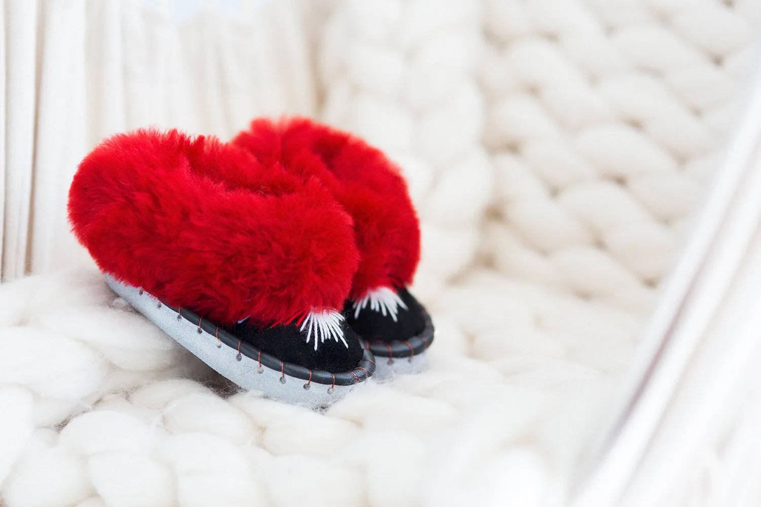 Handmade Sheepskin Moccasin Slippers - Sen Ruby