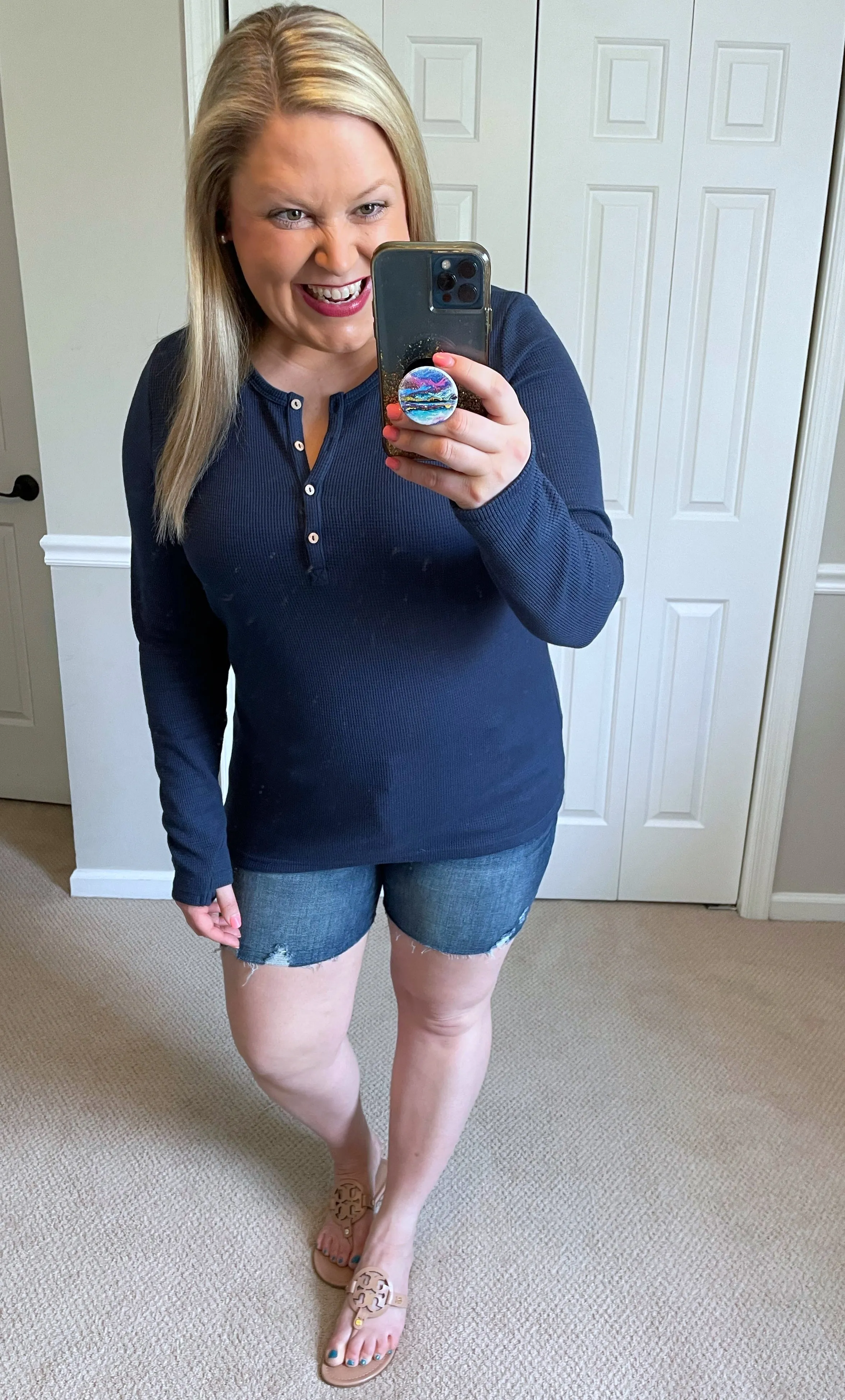 Harper Long-Sleeved Thermal Henley in Navy
