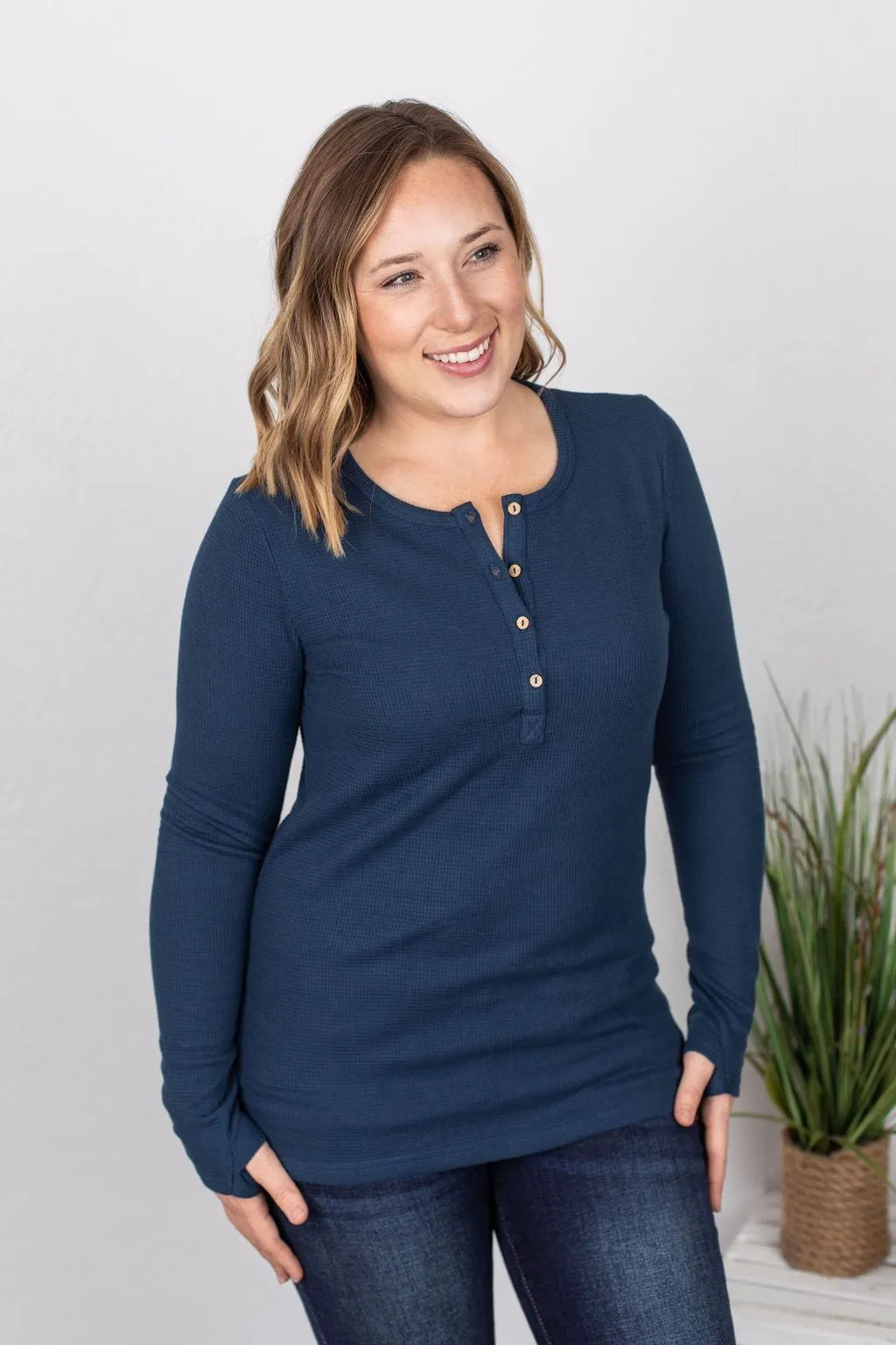 Harper Long-Sleeved Thermal Henley in Navy