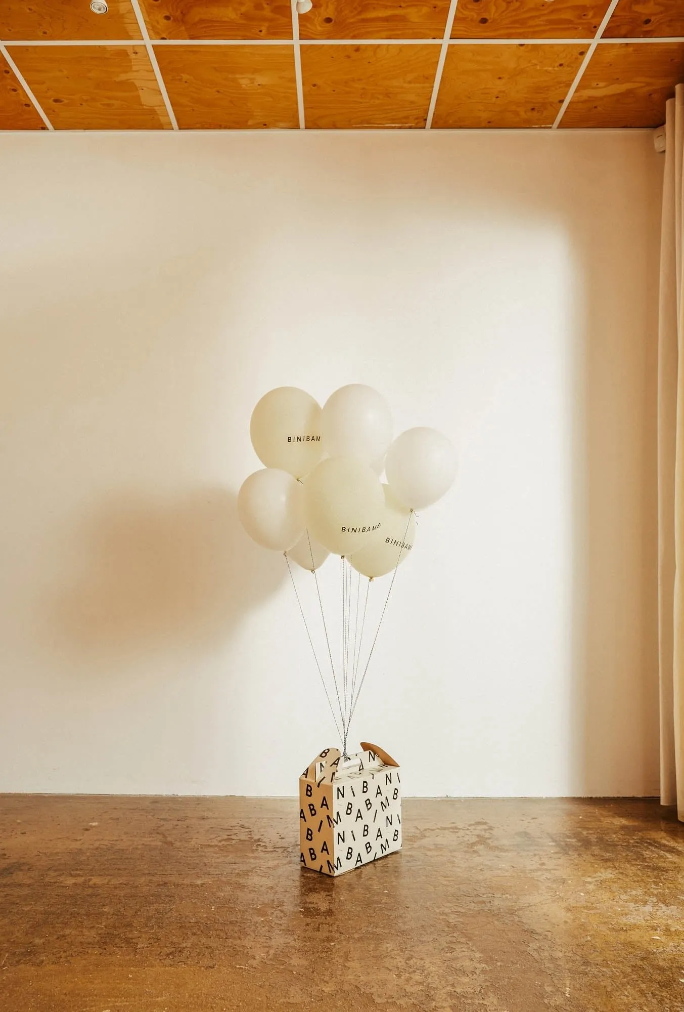 HARRODS EXCLUSIVE - ON A CLOUD