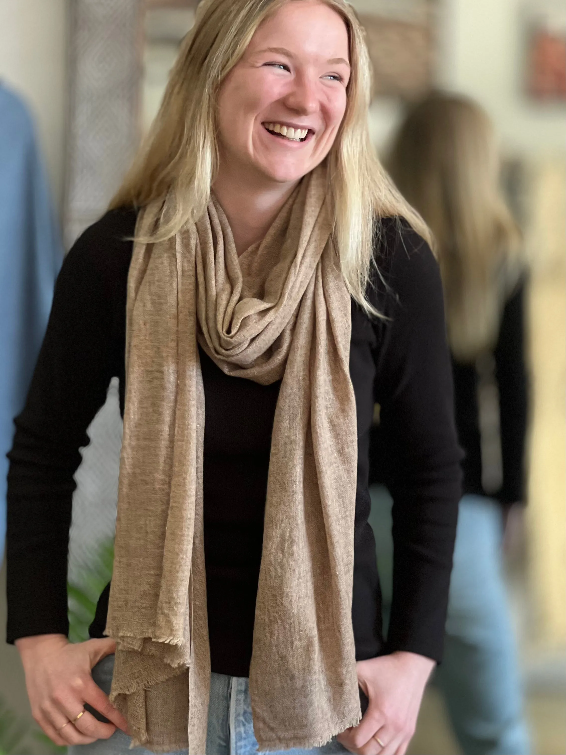 Helping Hands || handwoven shawl