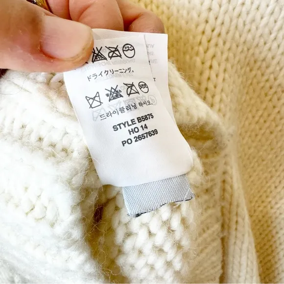 J. Crew | Chunky Knit Wool Alpaca Turtleneck Sweater in Ivory