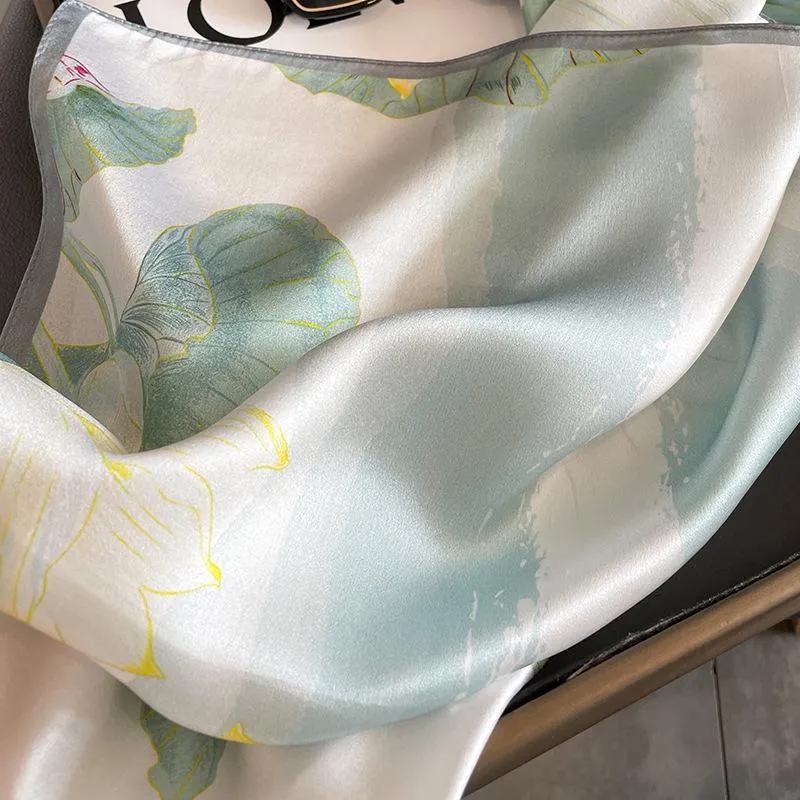 Korean Style Autumn And Winter New Arrival Printed Lotus Spring And Autumn Silk Scarf Women's Fashionable Elegant Decorative Mulberry Silk Scarf Scarf