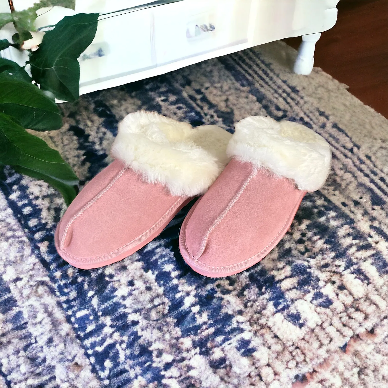 Ladies Sheepskin Slippers Pink
