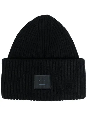 Large face logo beanie