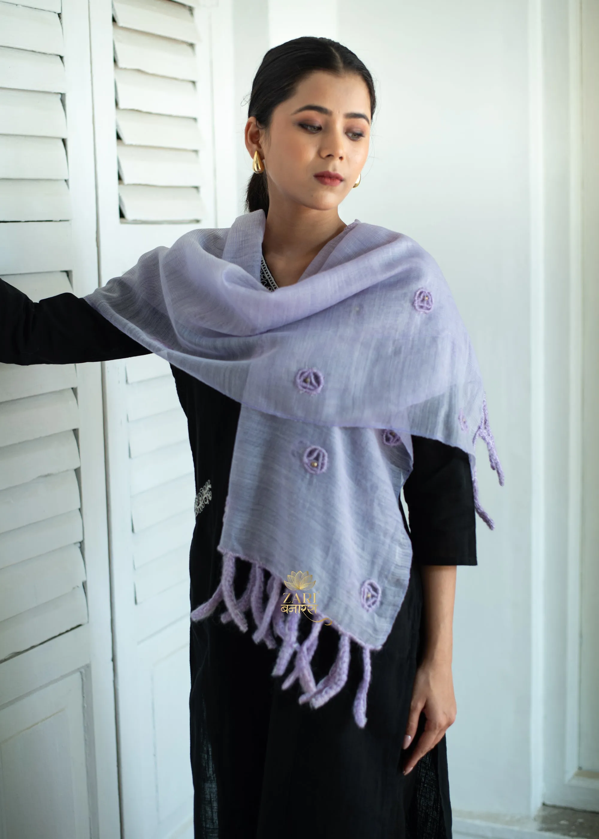 Lilac Bloom & Knot Textured Scarf