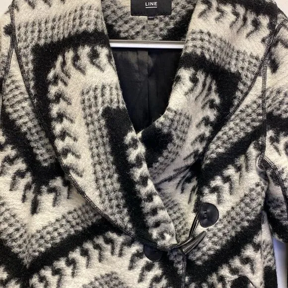 Line the Label Wool Blend Patterned Sweater Coat Black Cream Size - Medium