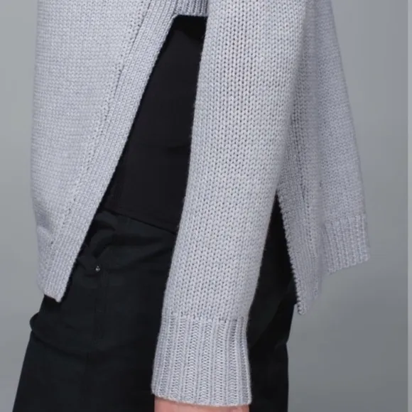 Lululemon Yin To You Pullover