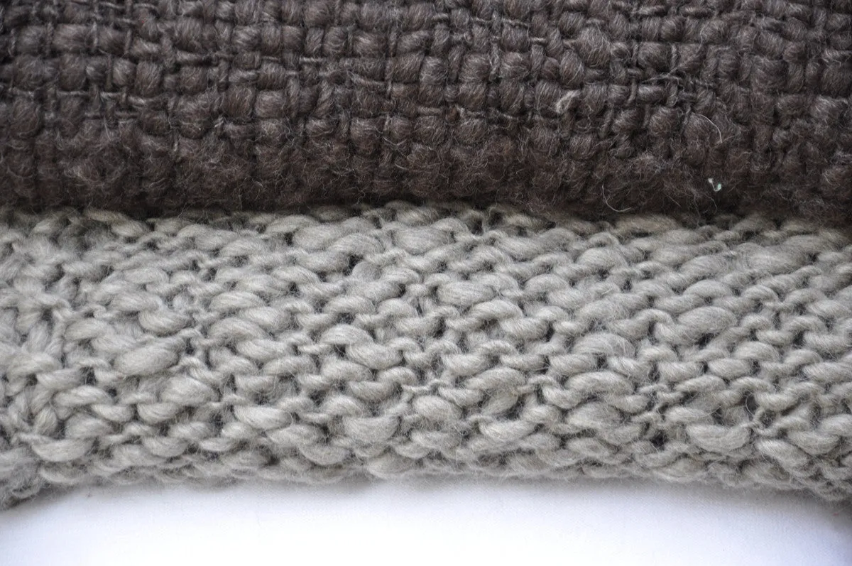 Malena Thick Throw Blanket