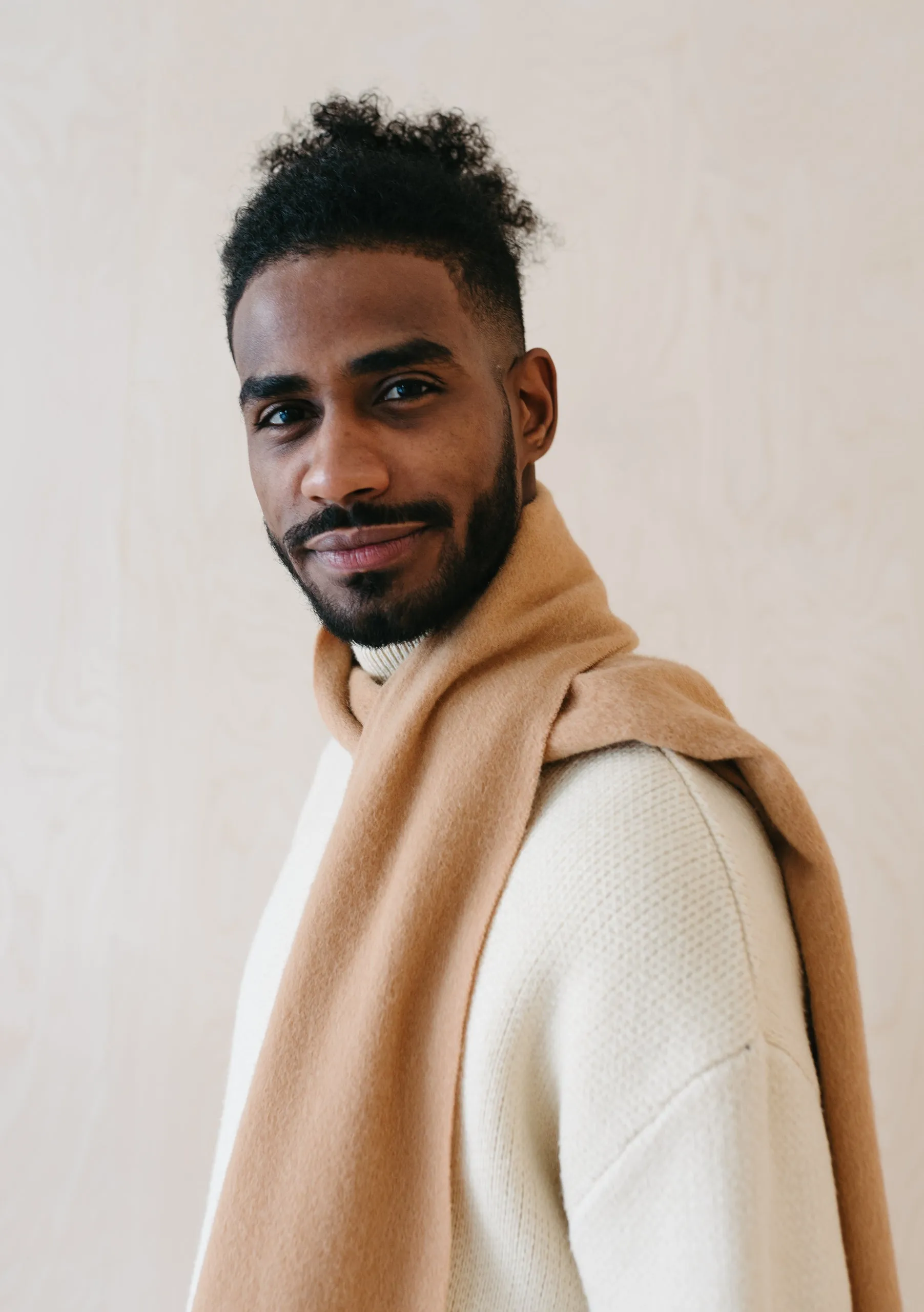 Men's Cashmere Scarf in Camel