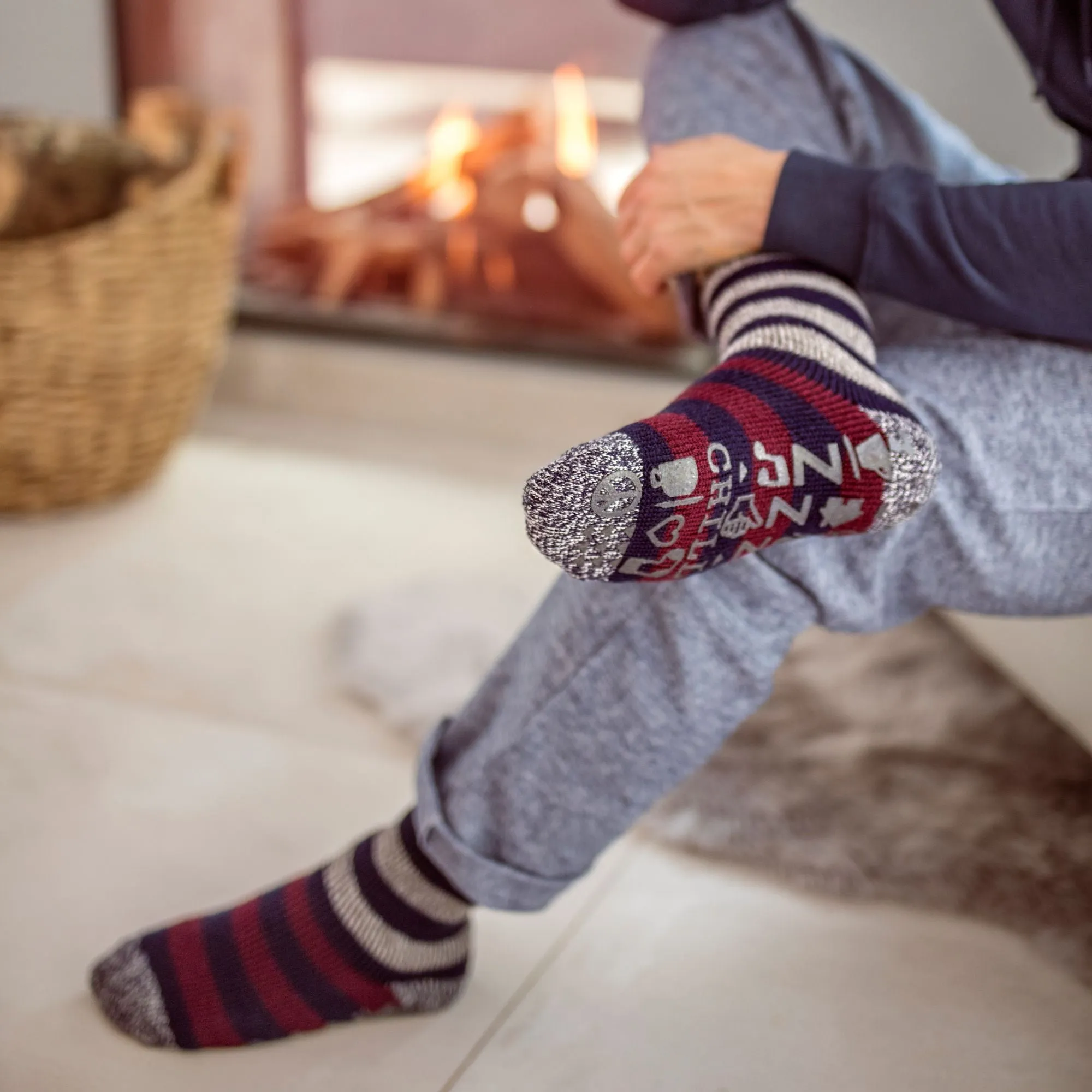 Mens Fleece Lined Non Slip Thick Striped Slipper Socks