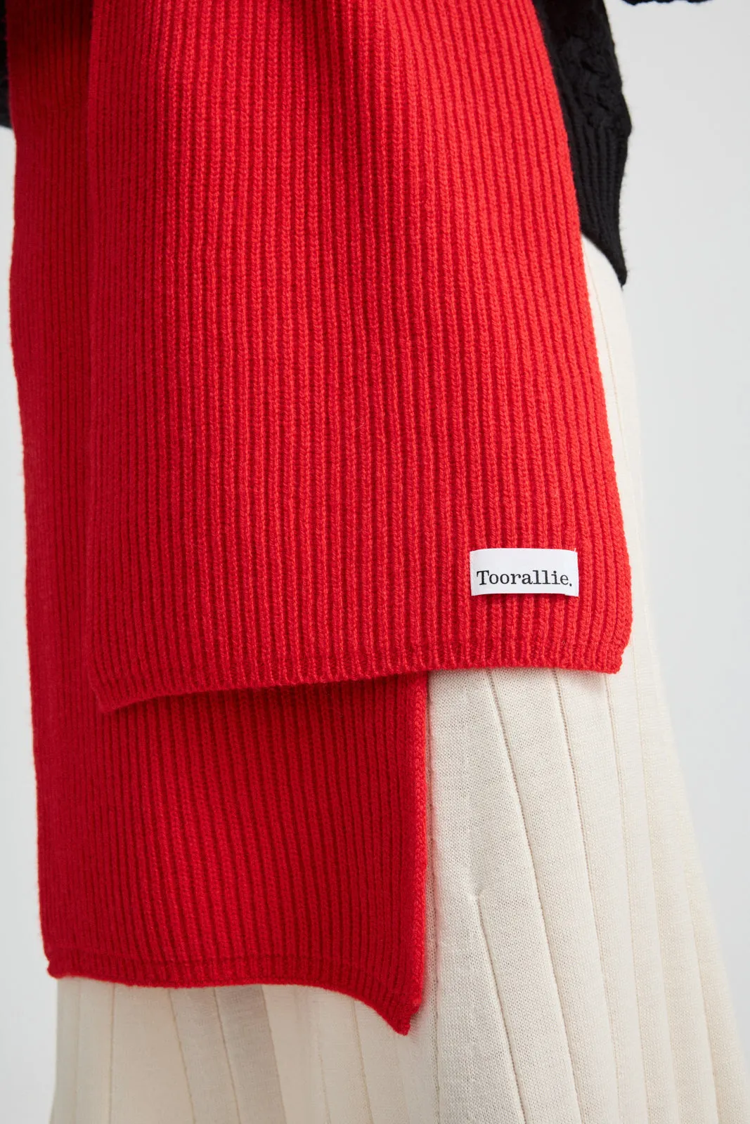 Merino Rib Scarf | Red