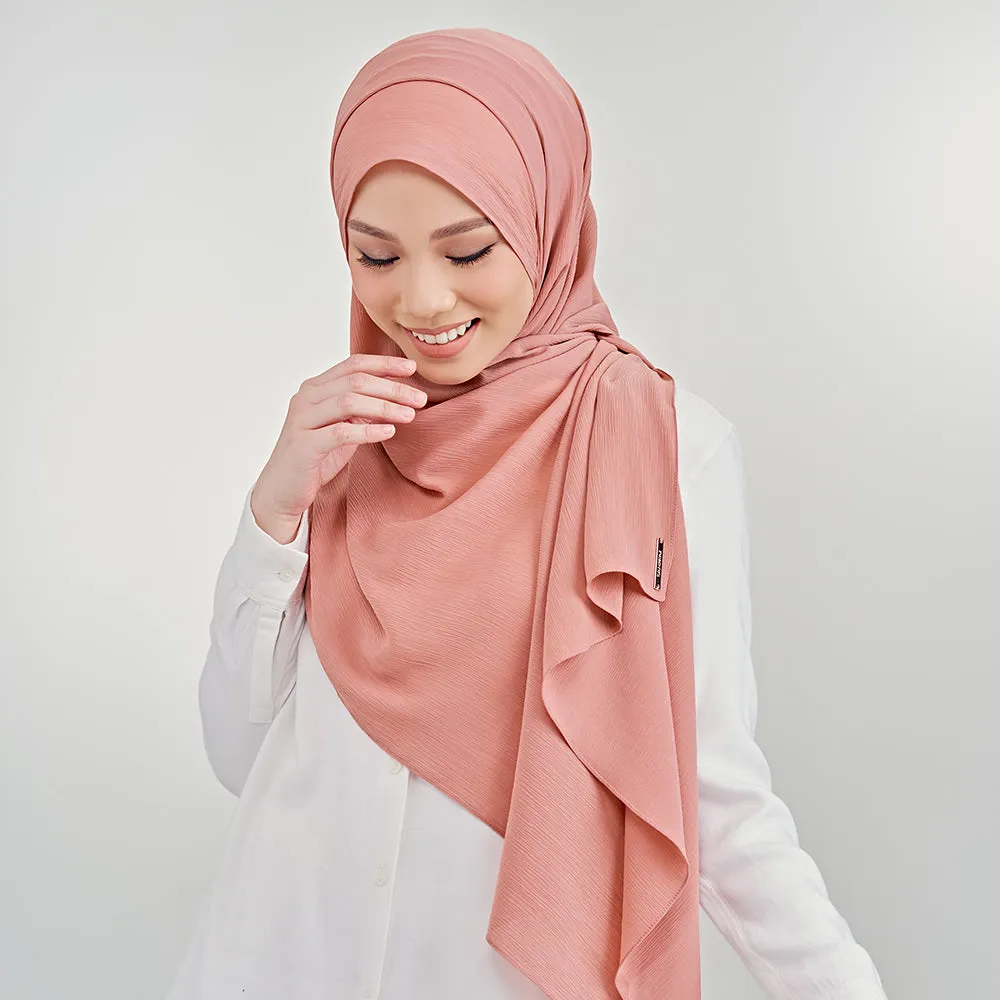 Muna in Crabapple