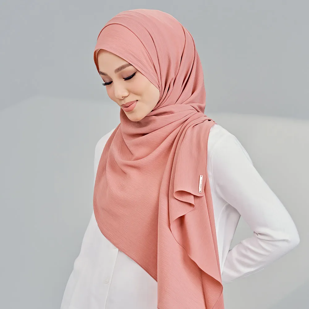 Muna in Crabapple