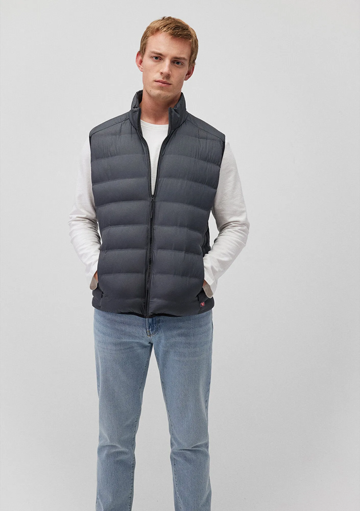 Navy Puufer Vest