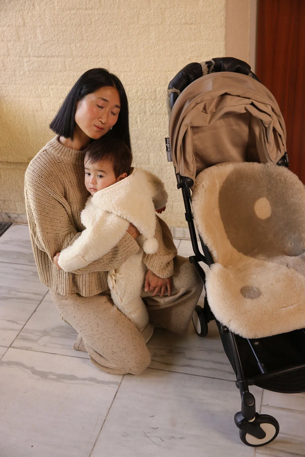 NEW! NEUTRAL YIN YANG SNUGGLER